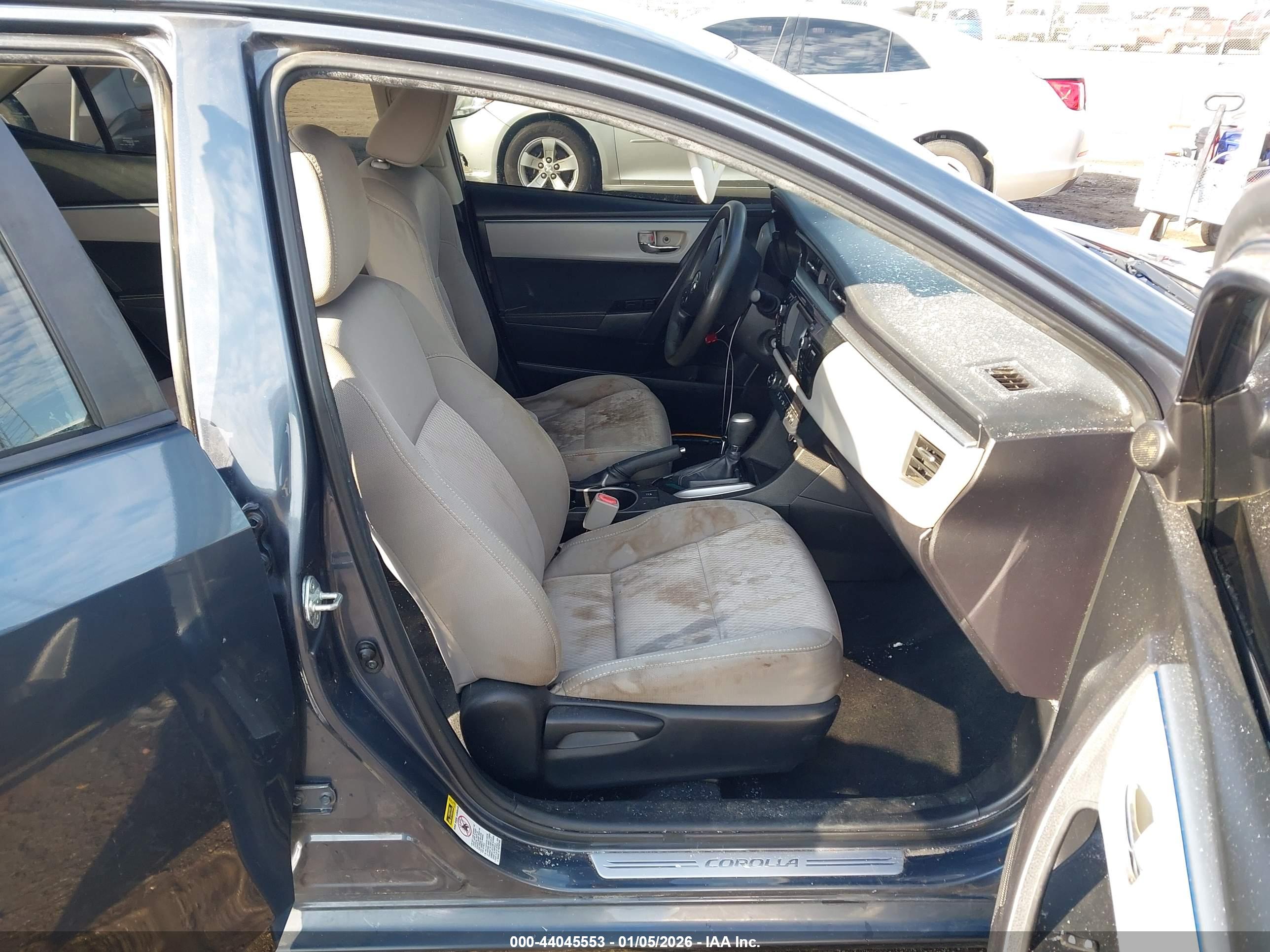TOYOTA COROLLA image 5