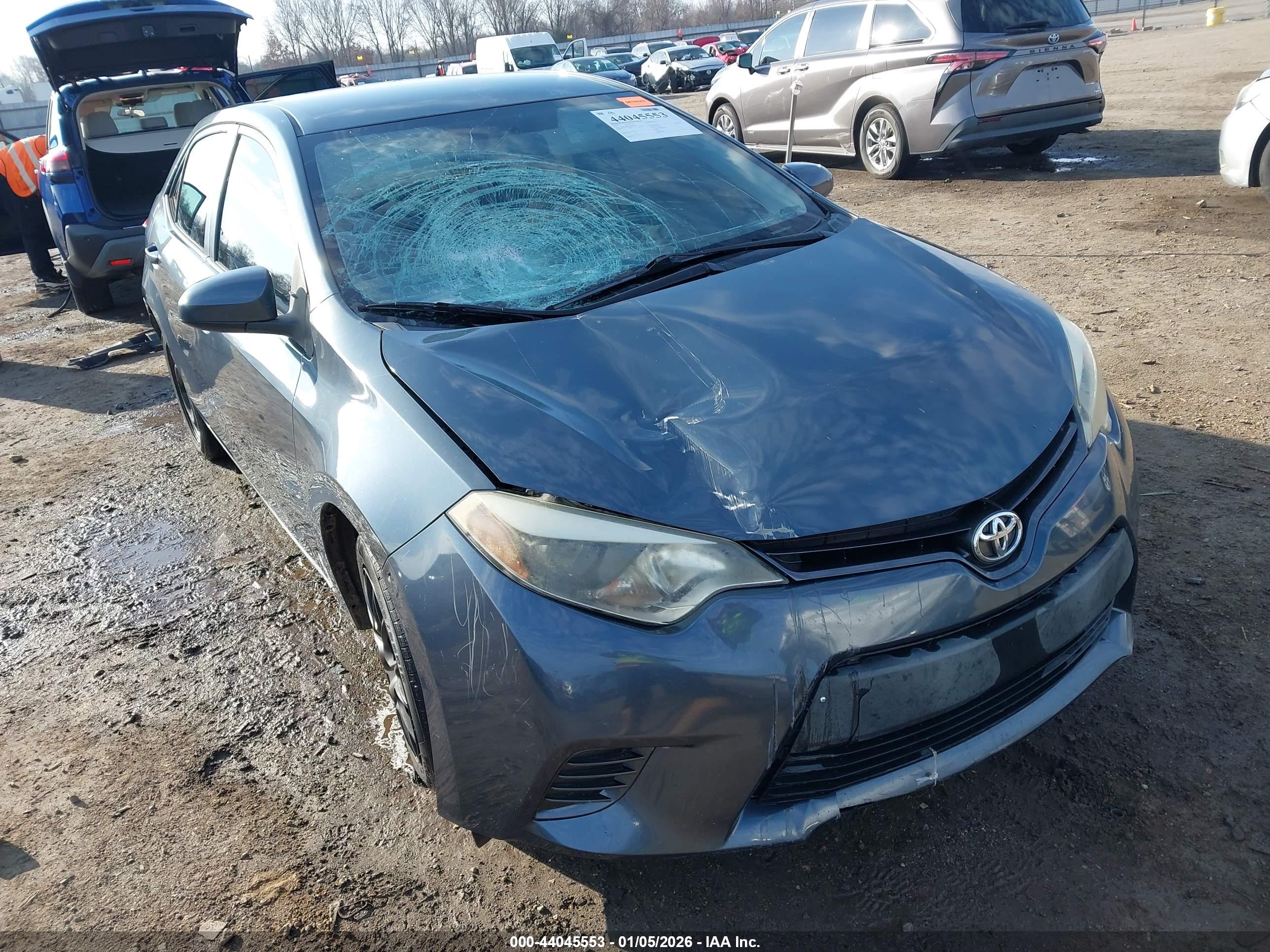 TOYOTA COROLLA image 6
