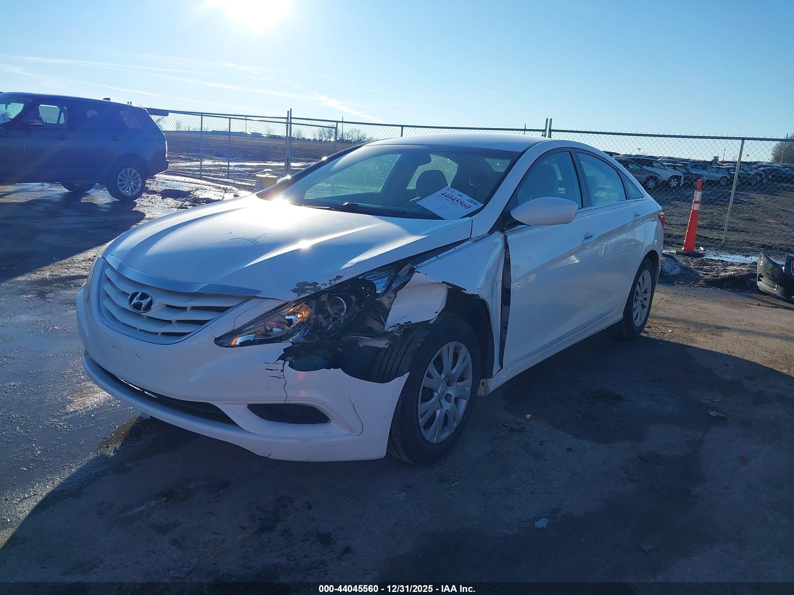 HYUNDAI SONATA image 6