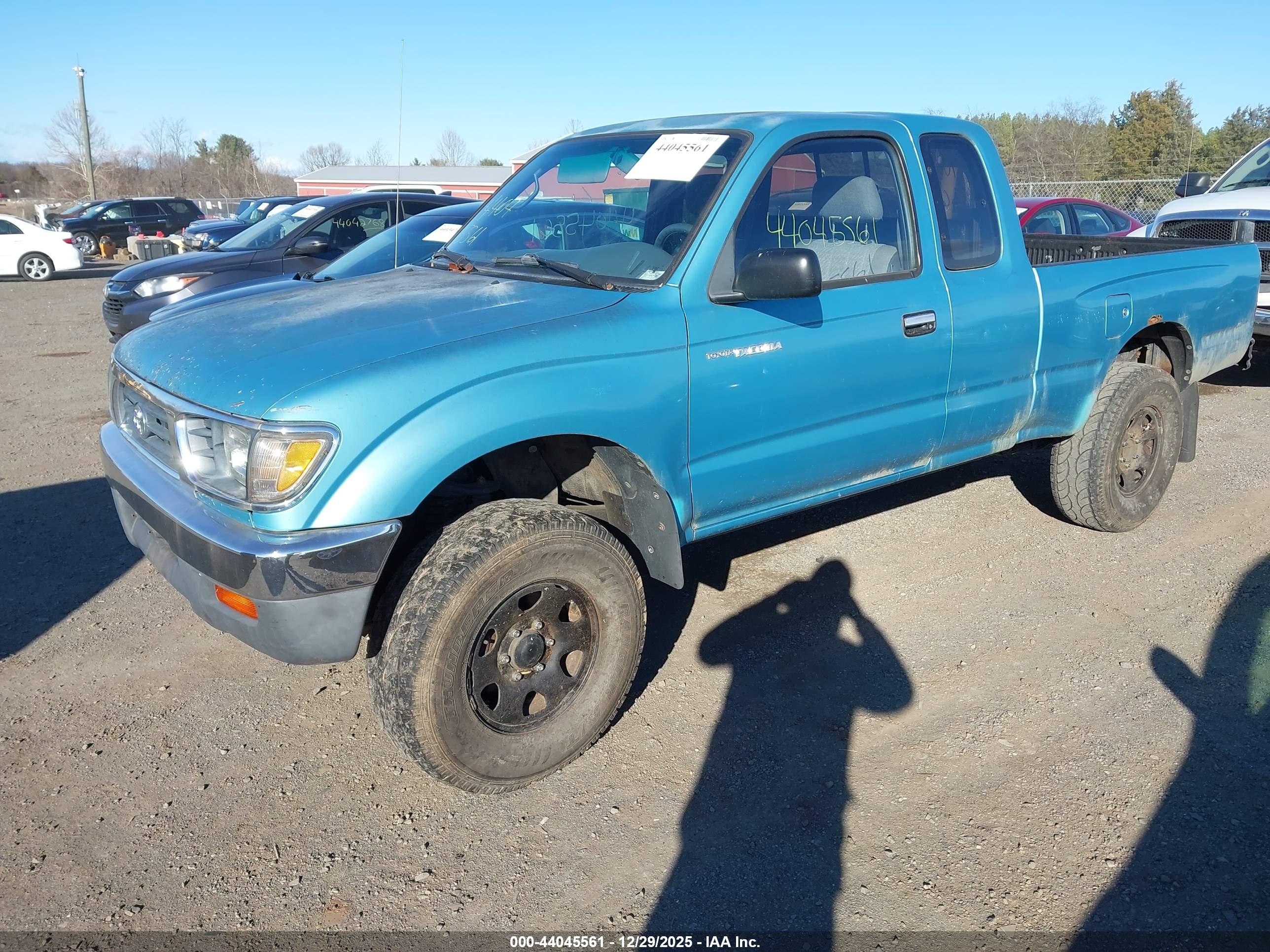 TOYOTA TACOMA image 2