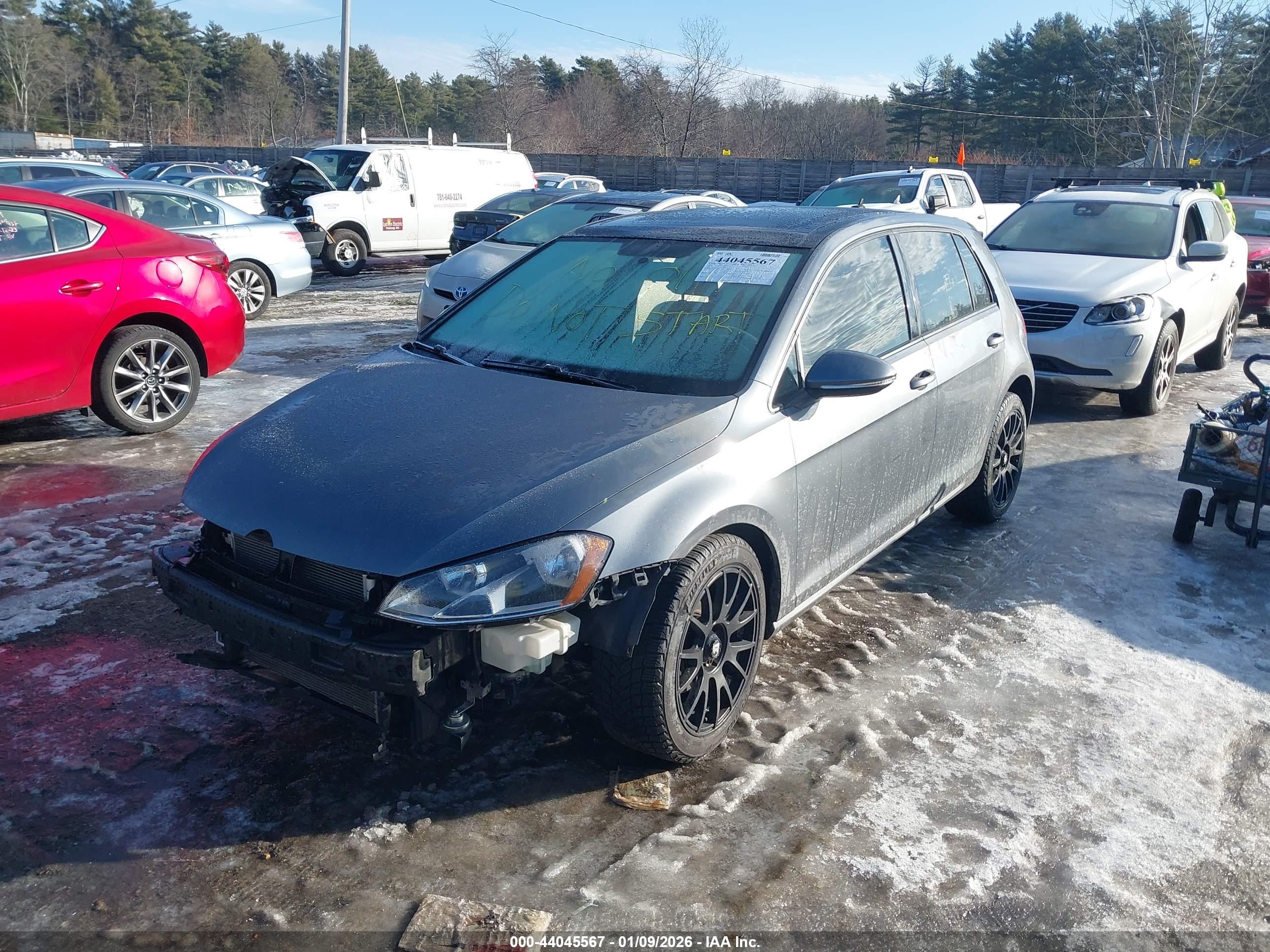 VOLKSWAGEN GOLF image 2