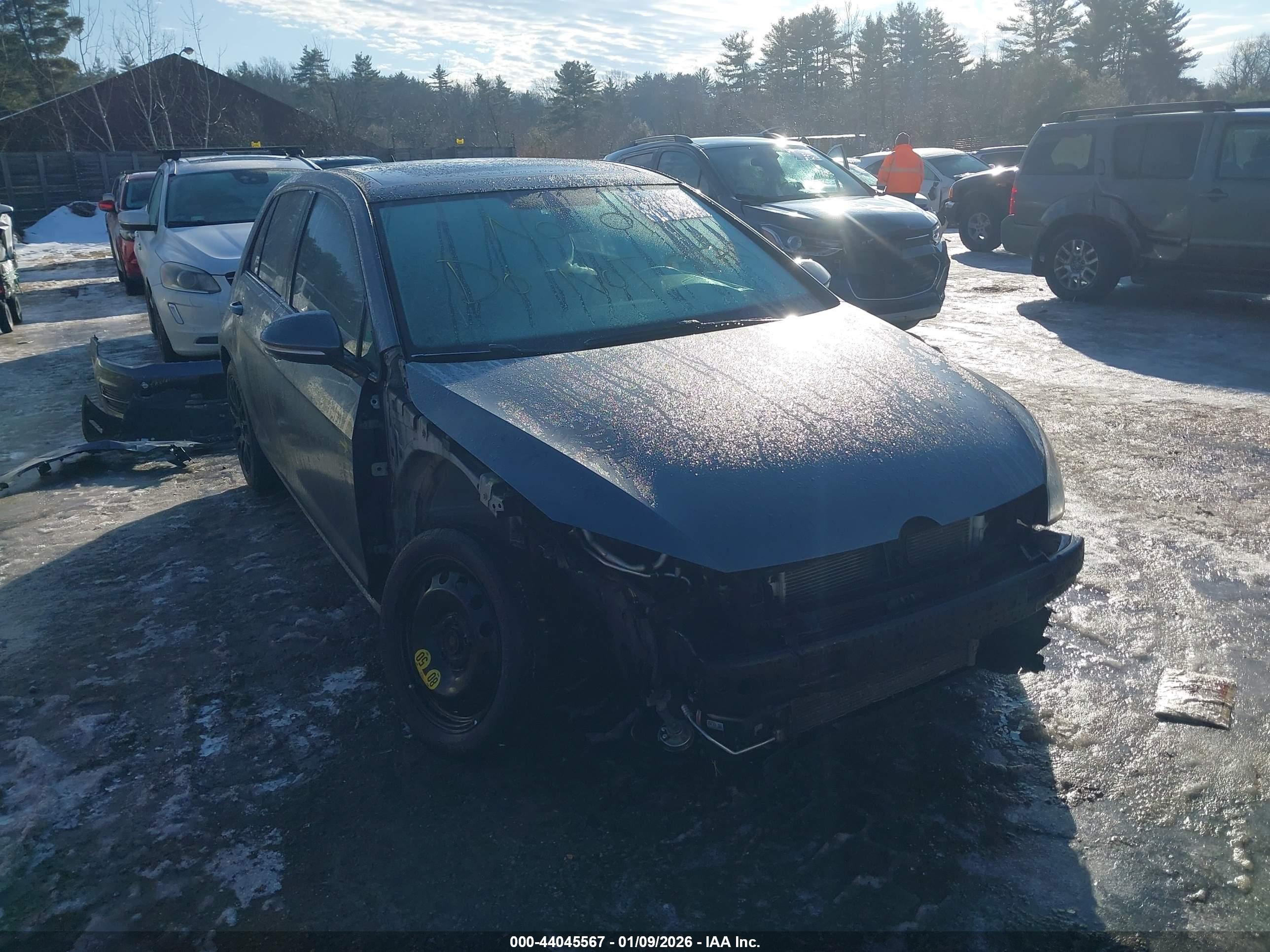 VOLKSWAGEN GOLF image 6