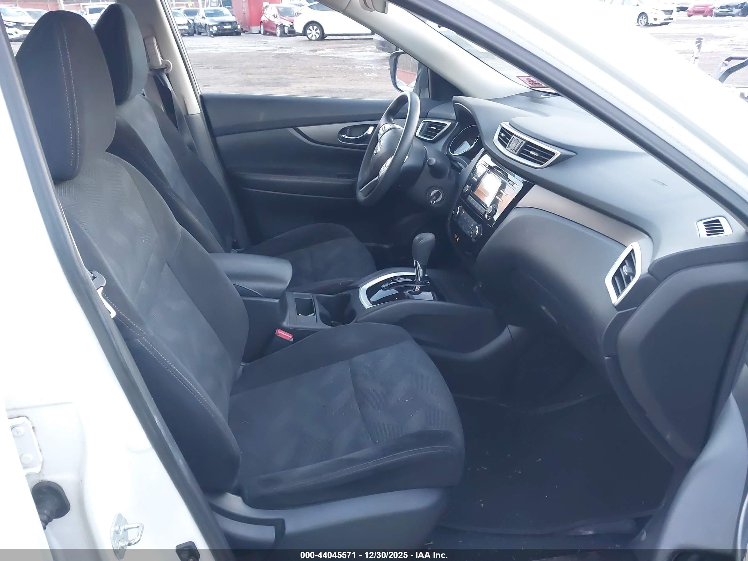 NISSAN ROGUE image 5