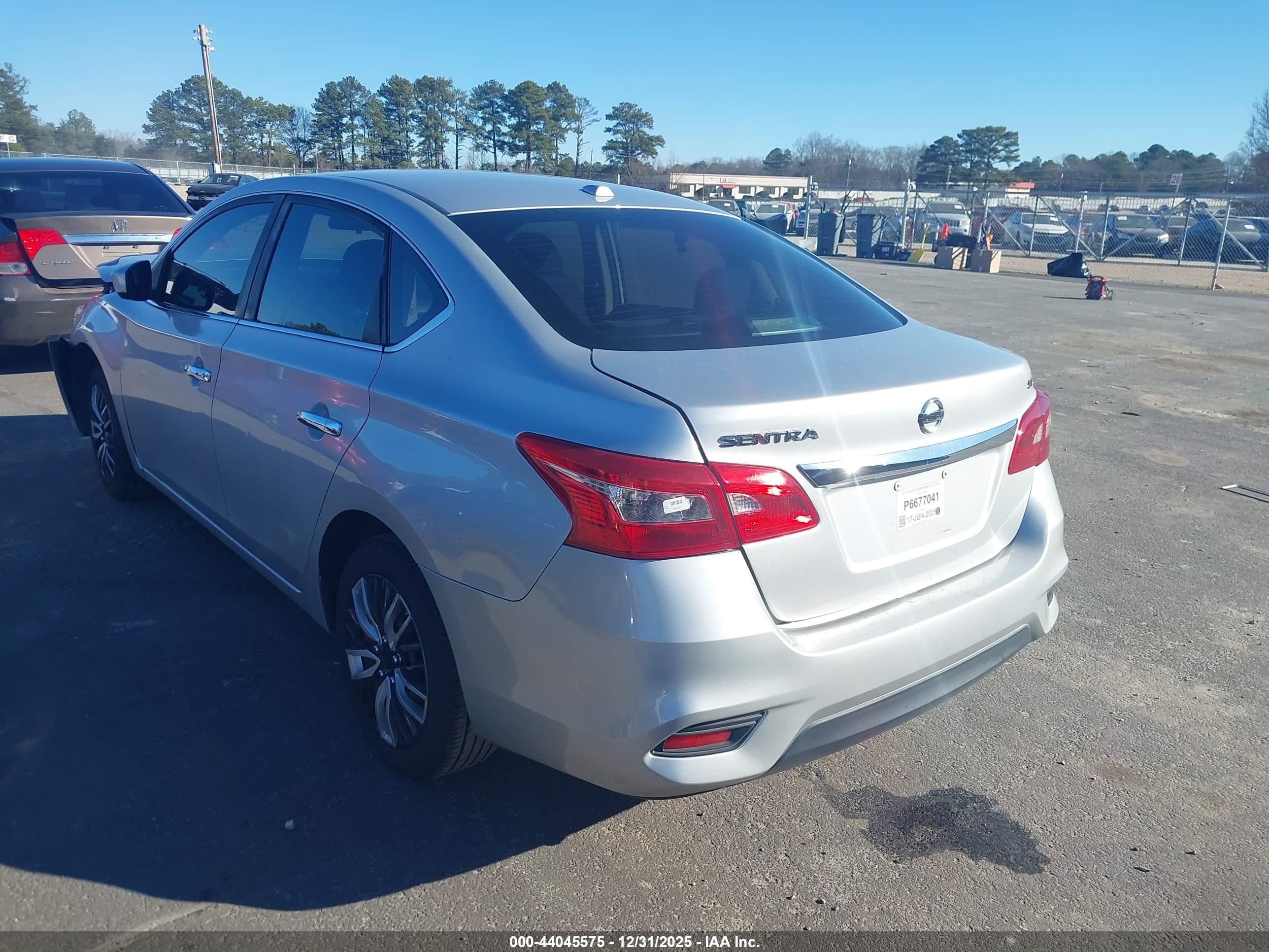NISSAN SENTRA image 3