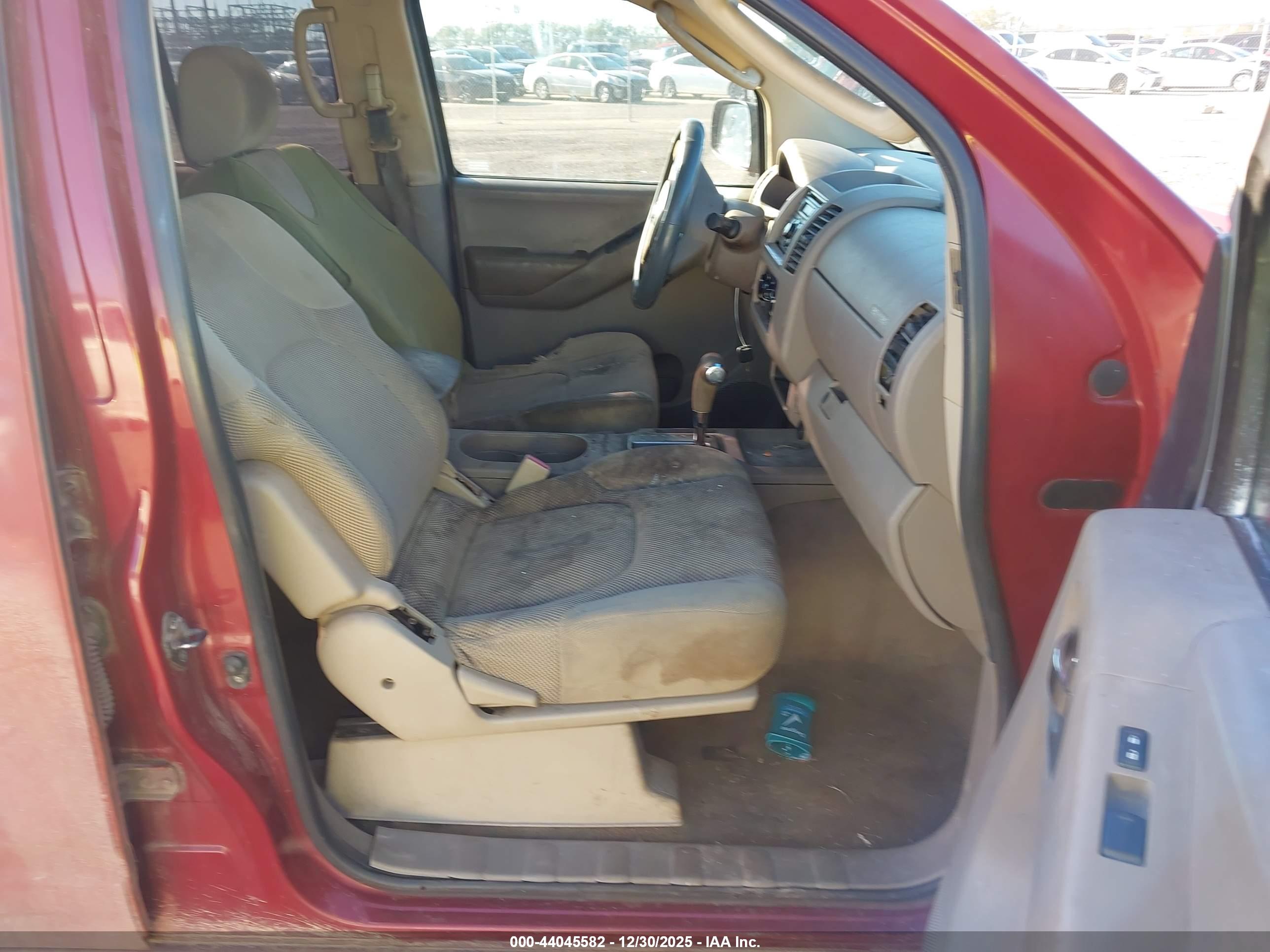 NISSAN FRONTIER image 5
