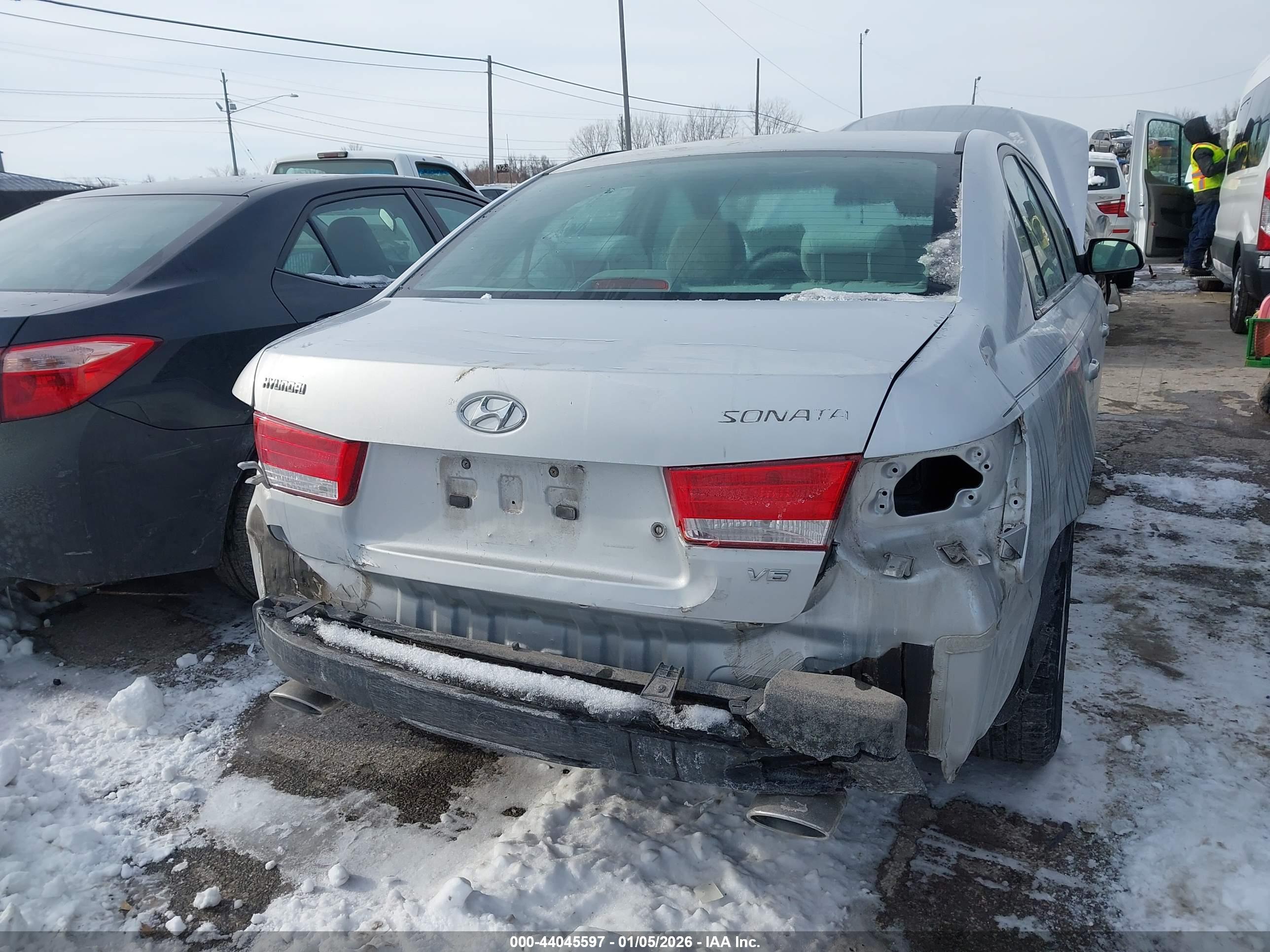 HYUNDAI SONATA image 6