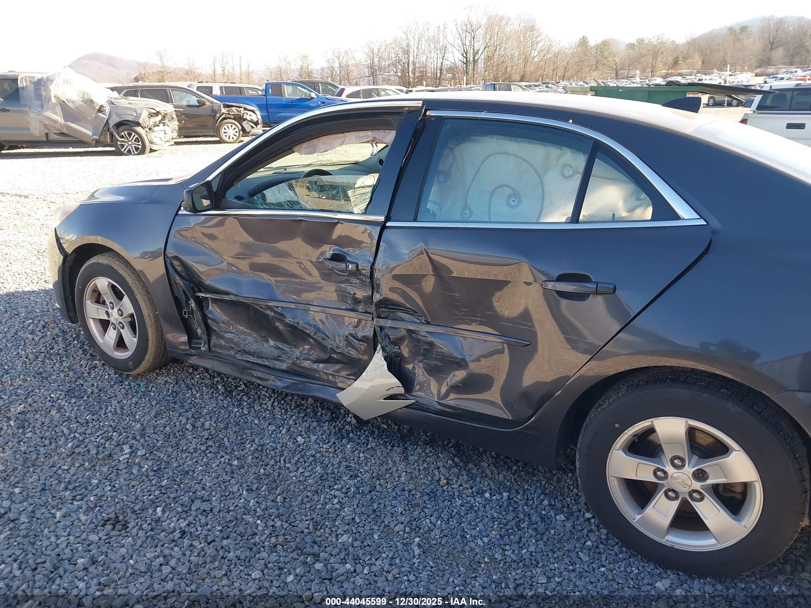 CHEVROLET MALIBU image 6