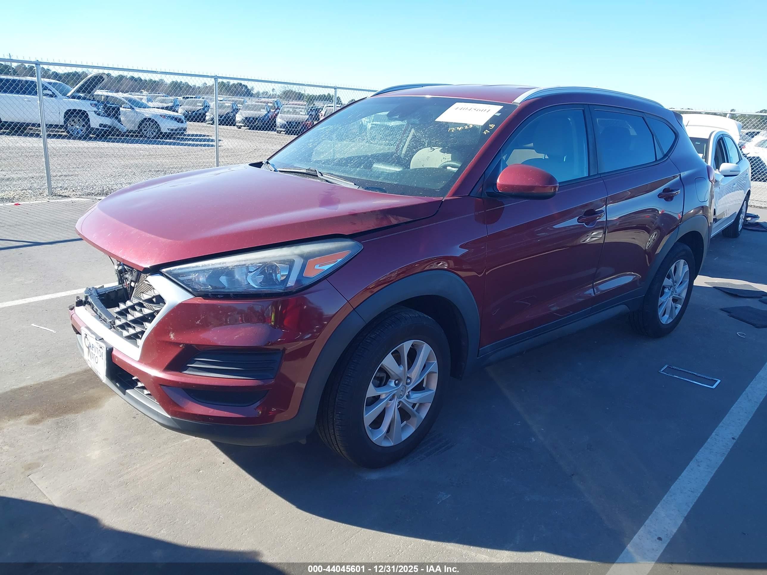 HYUNDAI TUCSON image 2