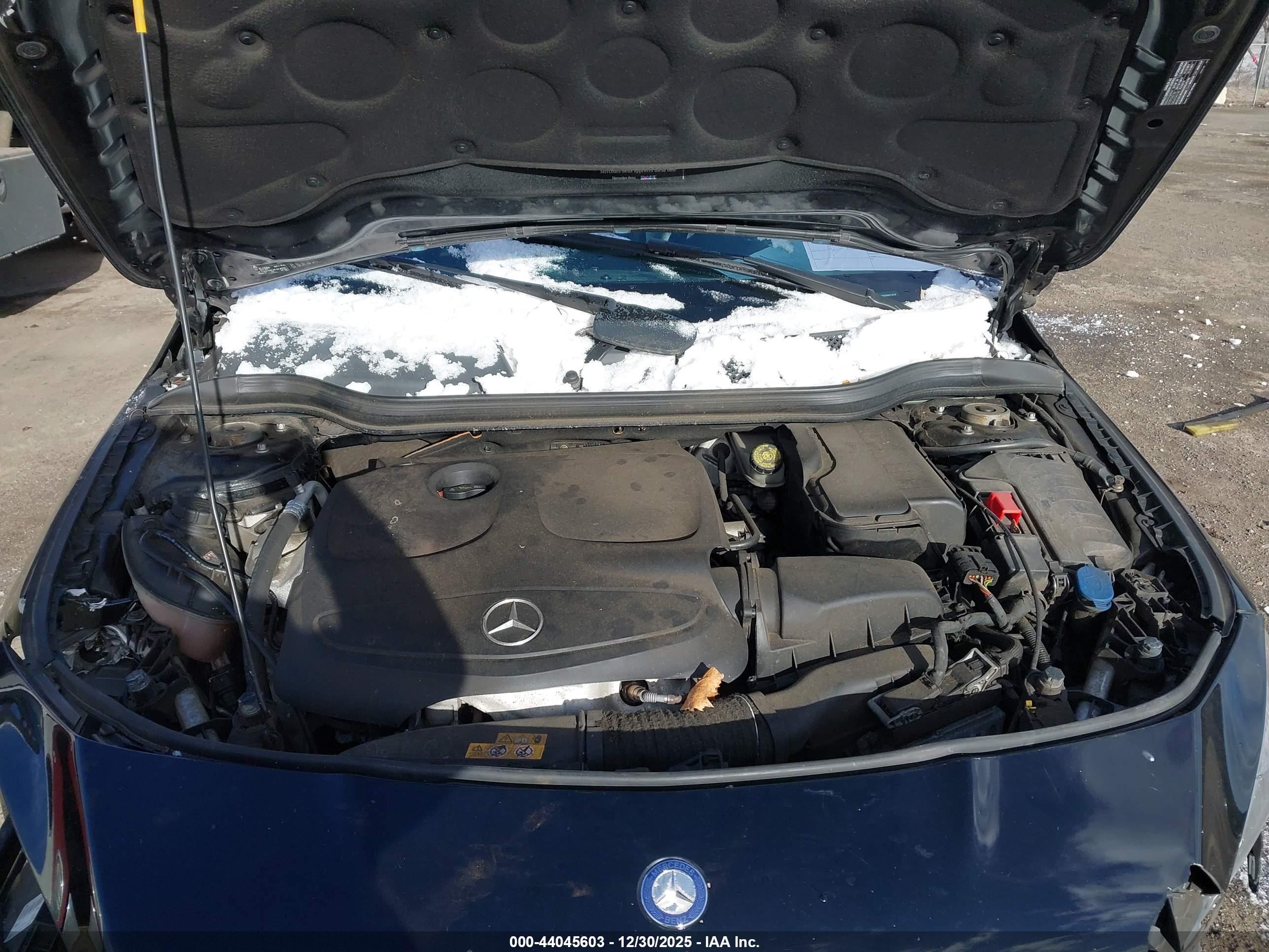 MERCEDES-BENZ CLA image 10