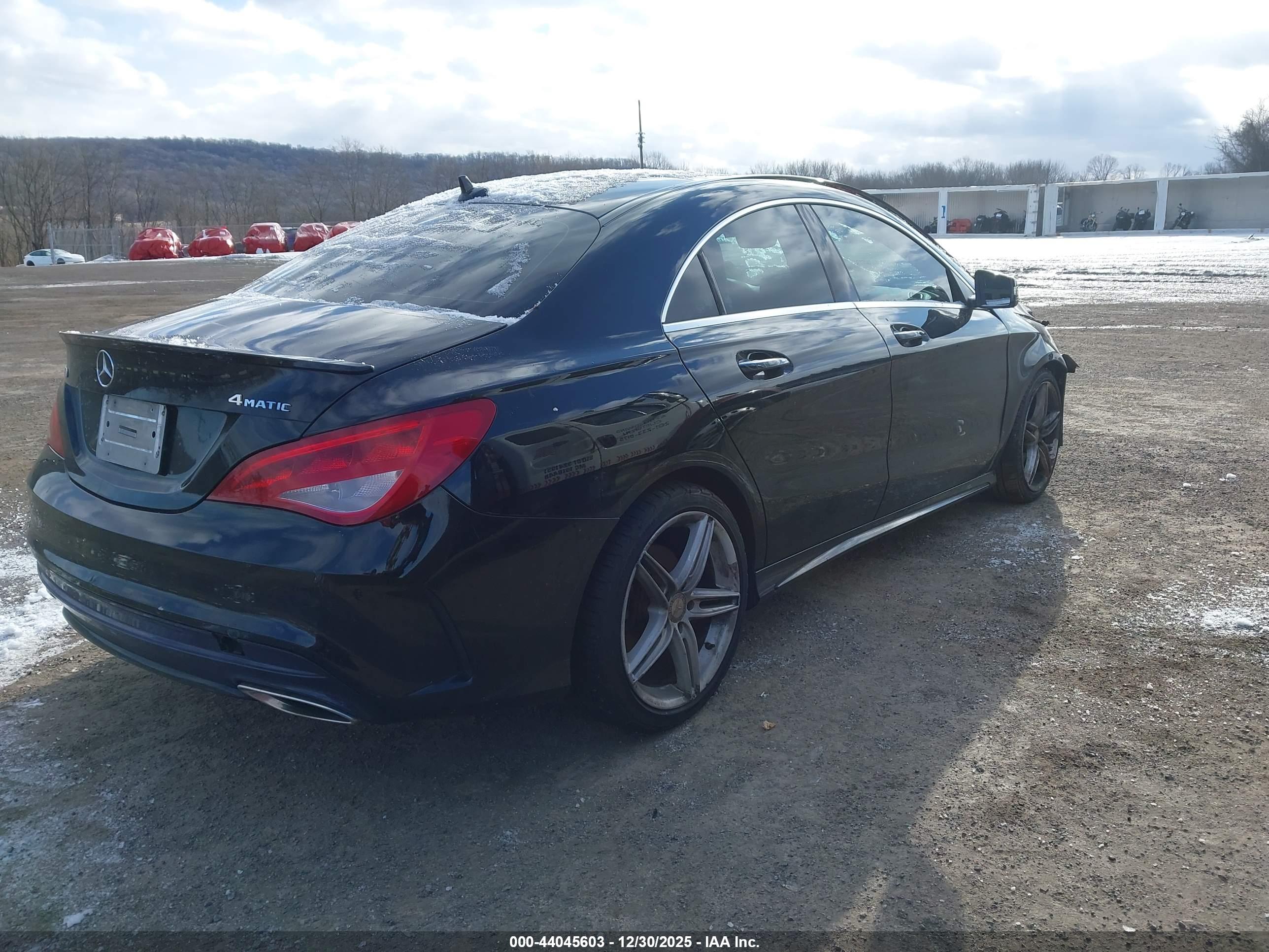 MERCEDES-BENZ CLA image 4
