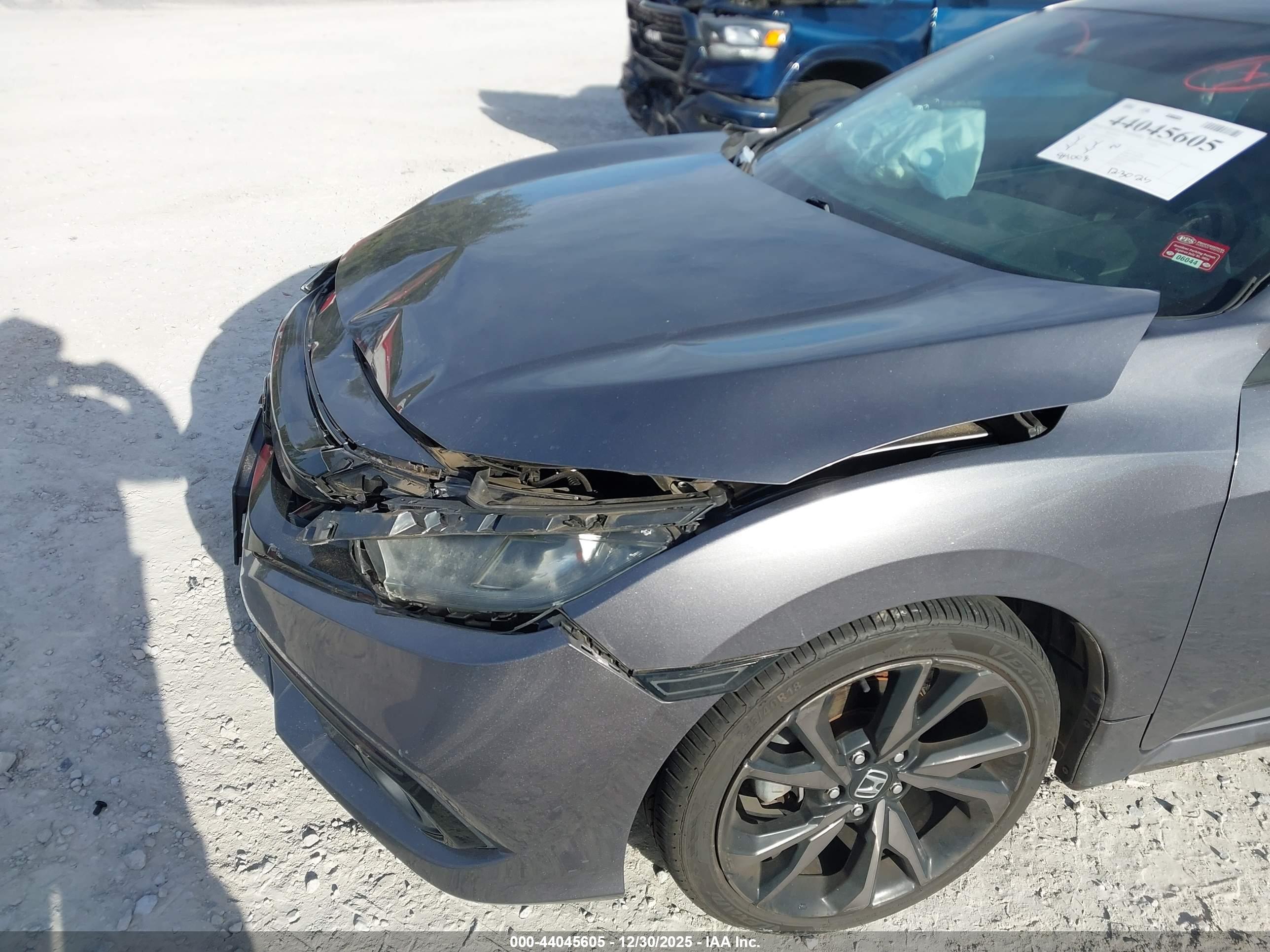 HONDA CIVIC image 6