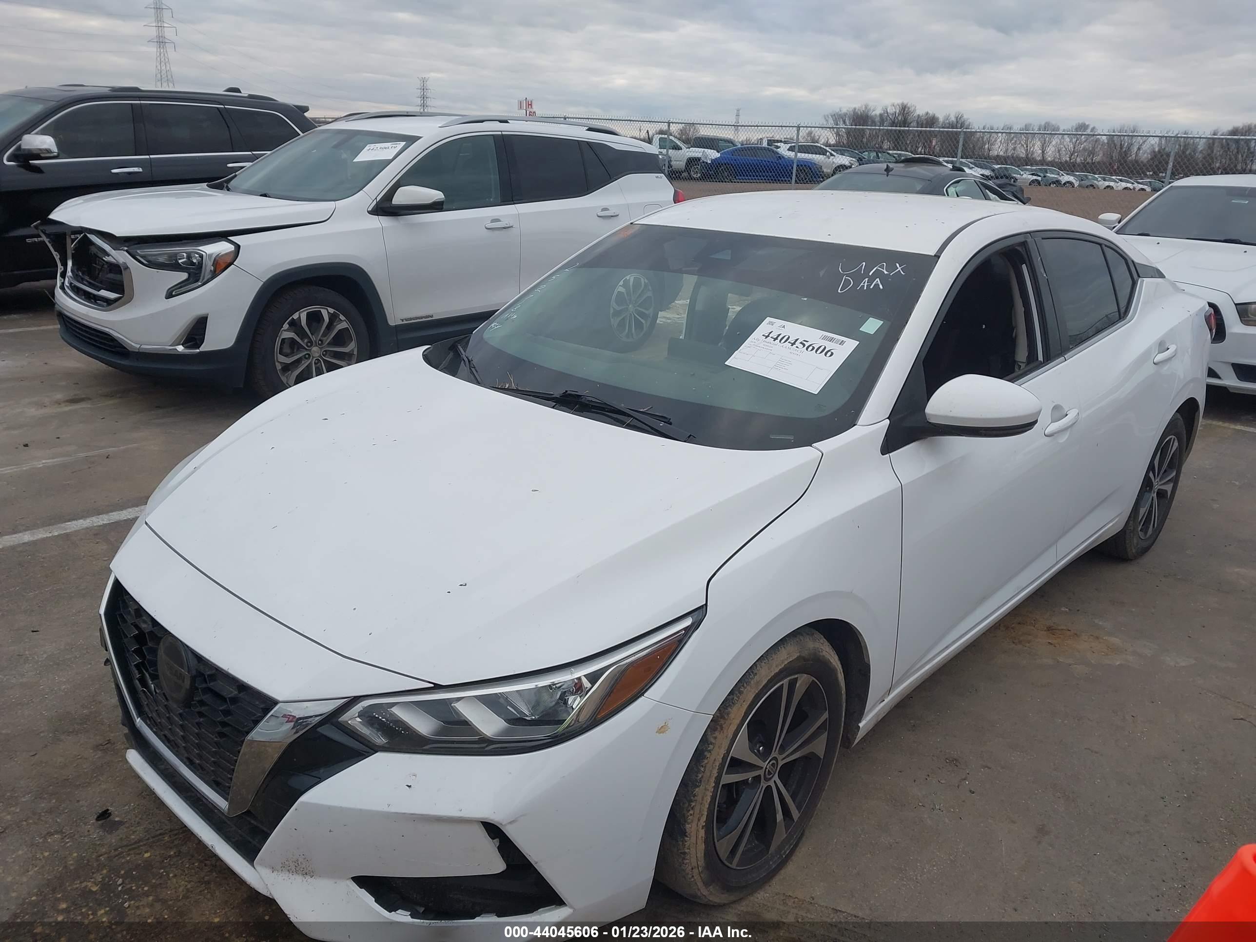 NISSAN SENTRA image 2