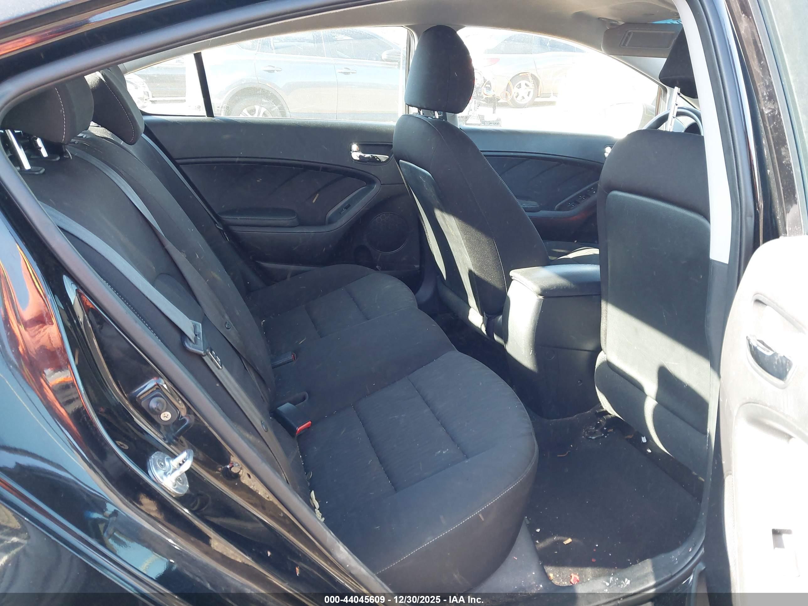 KIA FORTE image 8