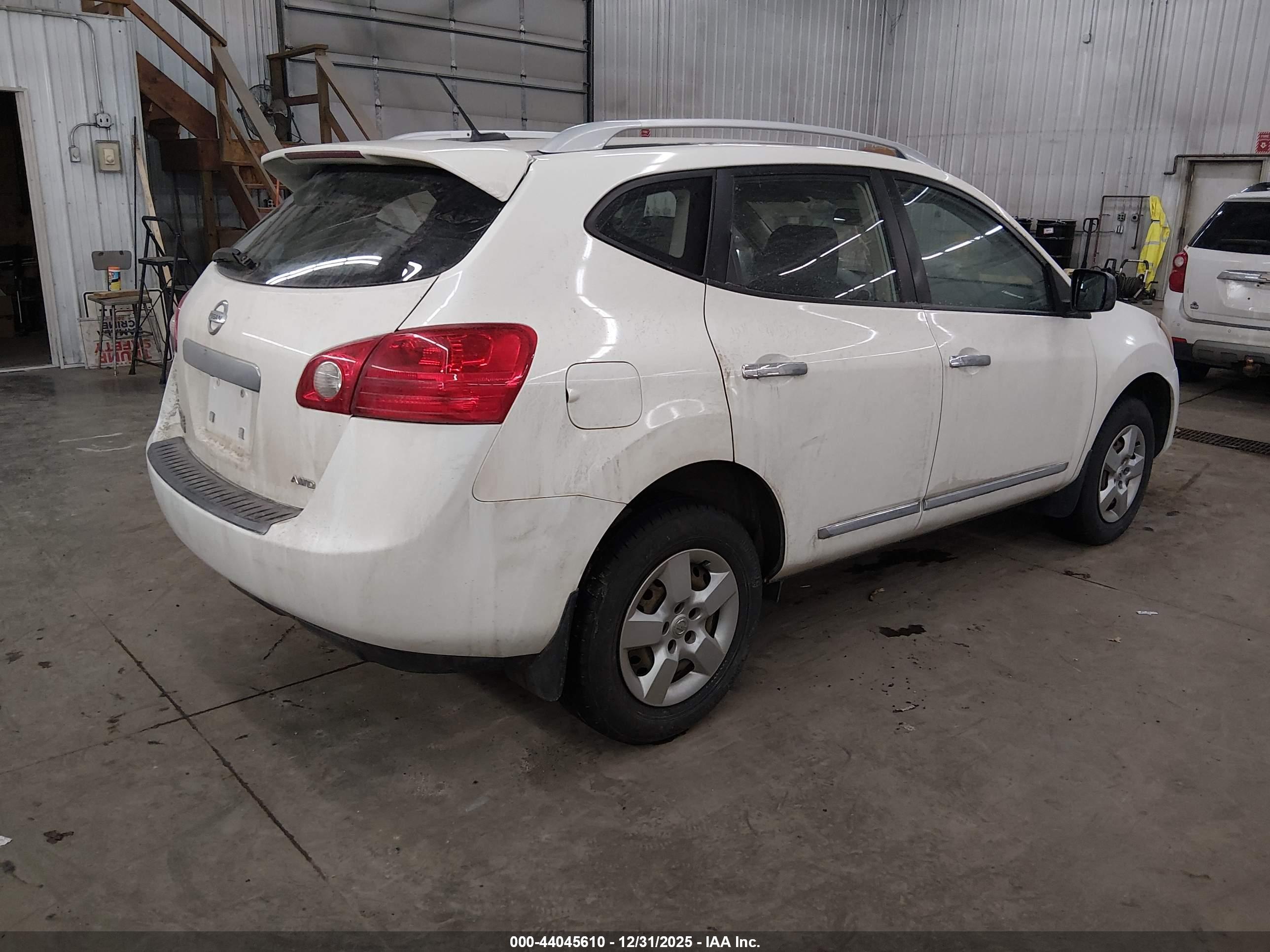 NISSAN ROGUE image 4