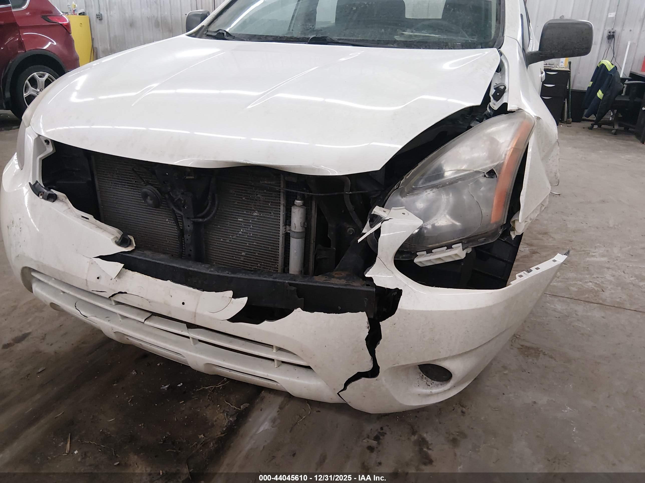 NISSAN ROGUE image 6
