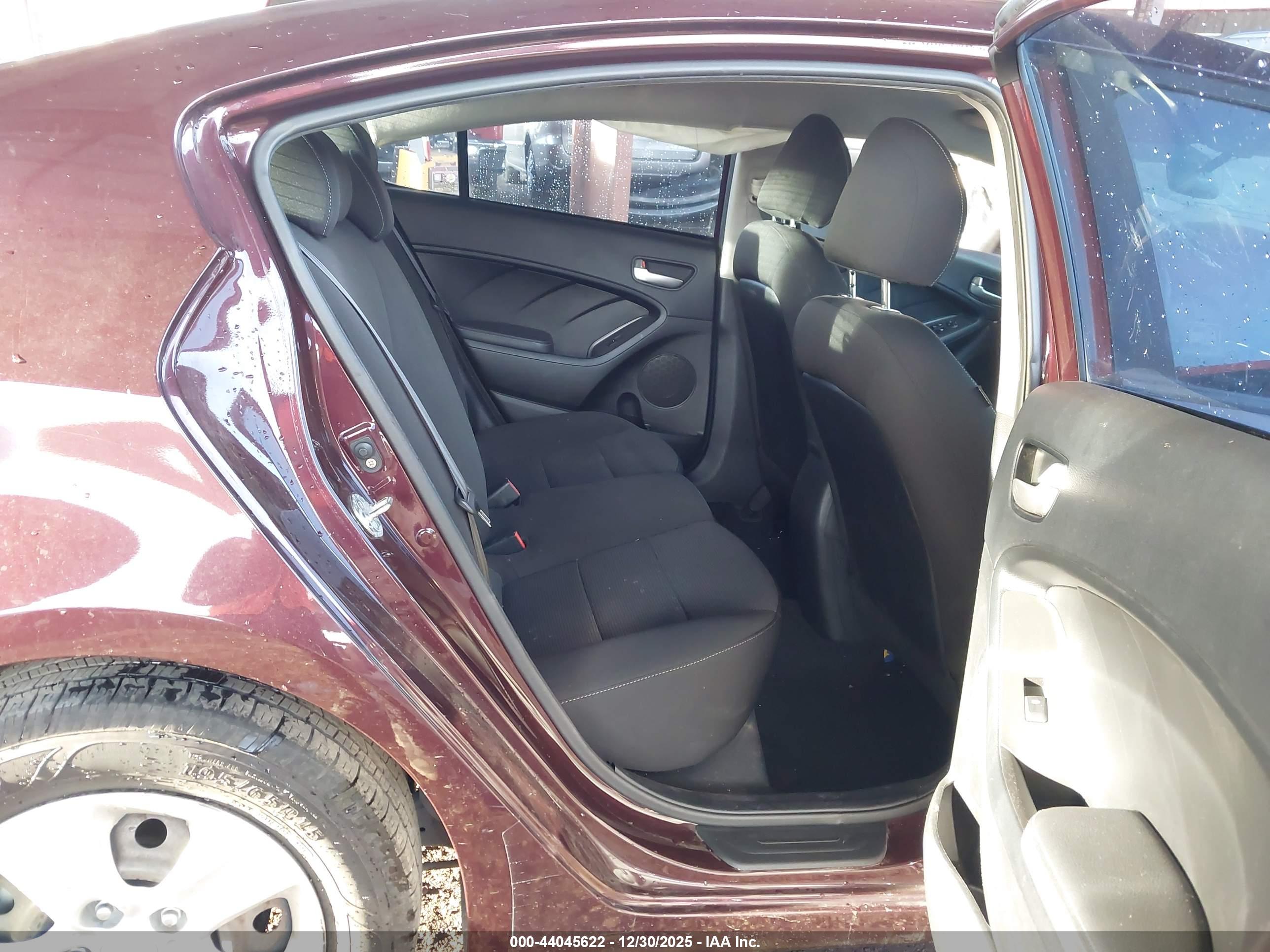 KIA FORTE image 8
