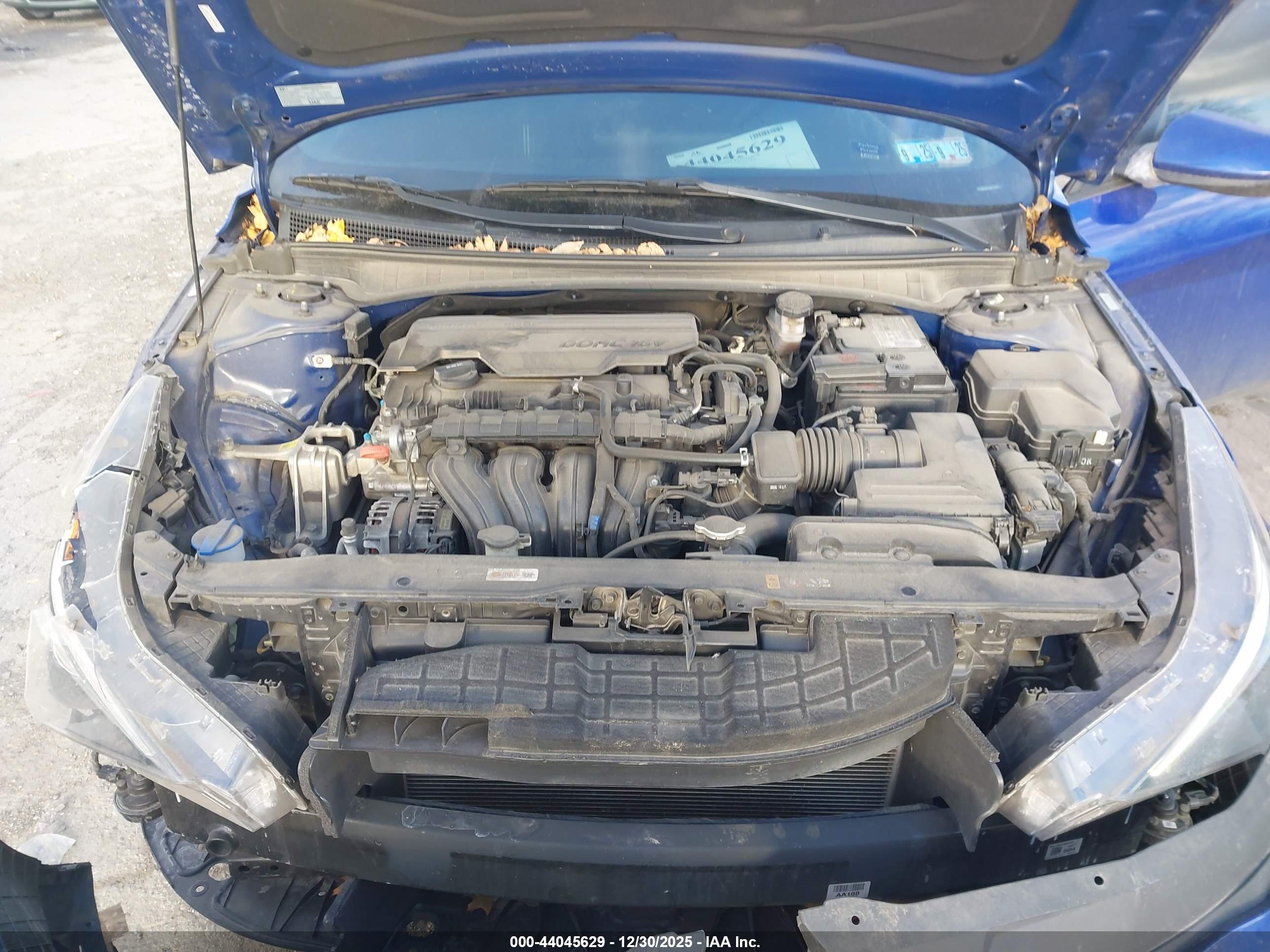 HYUNDAI ELANTRA image 10