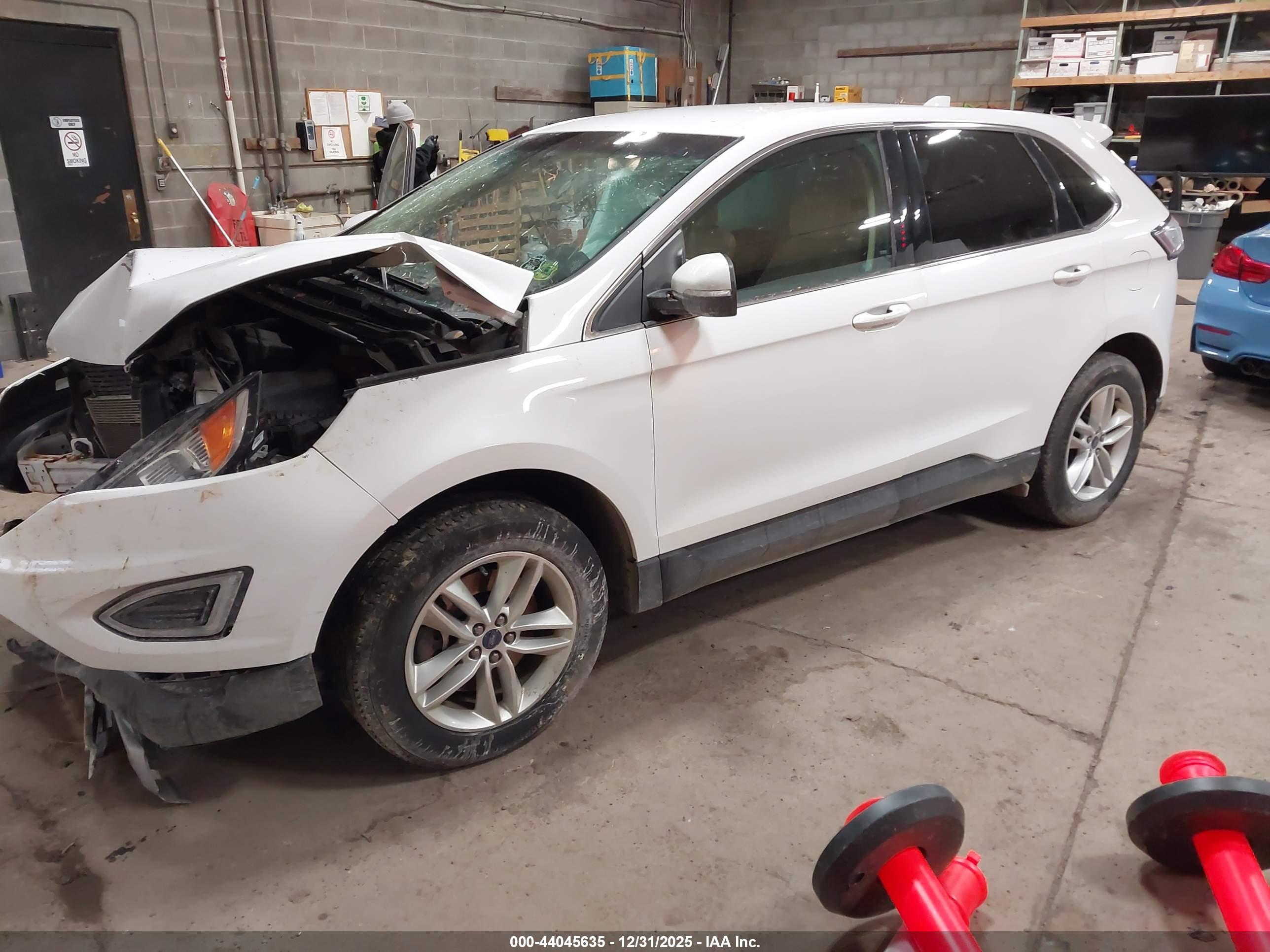 FORD EDGE image 2
