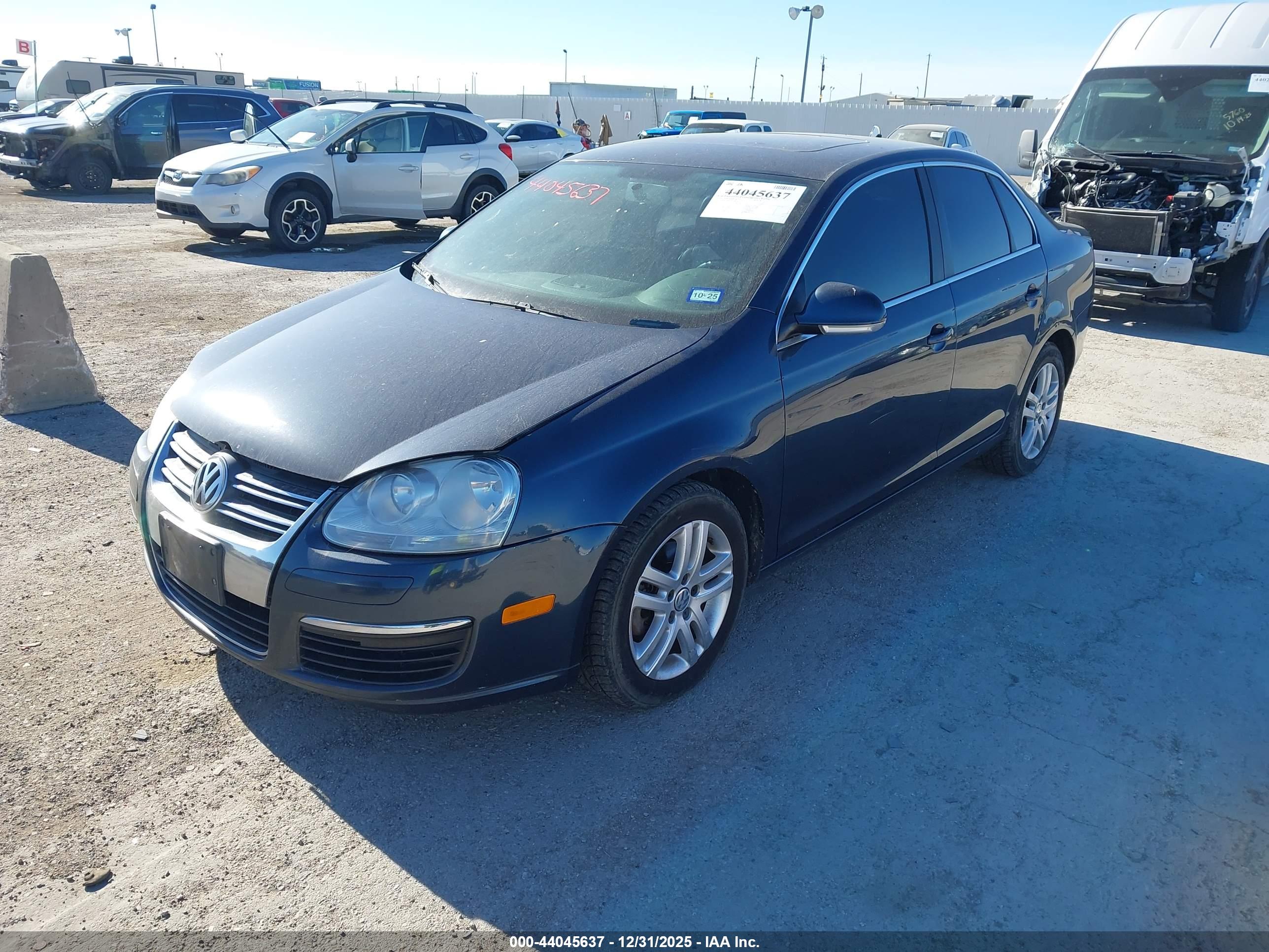 VOLKSWAGEN JETTA image 2