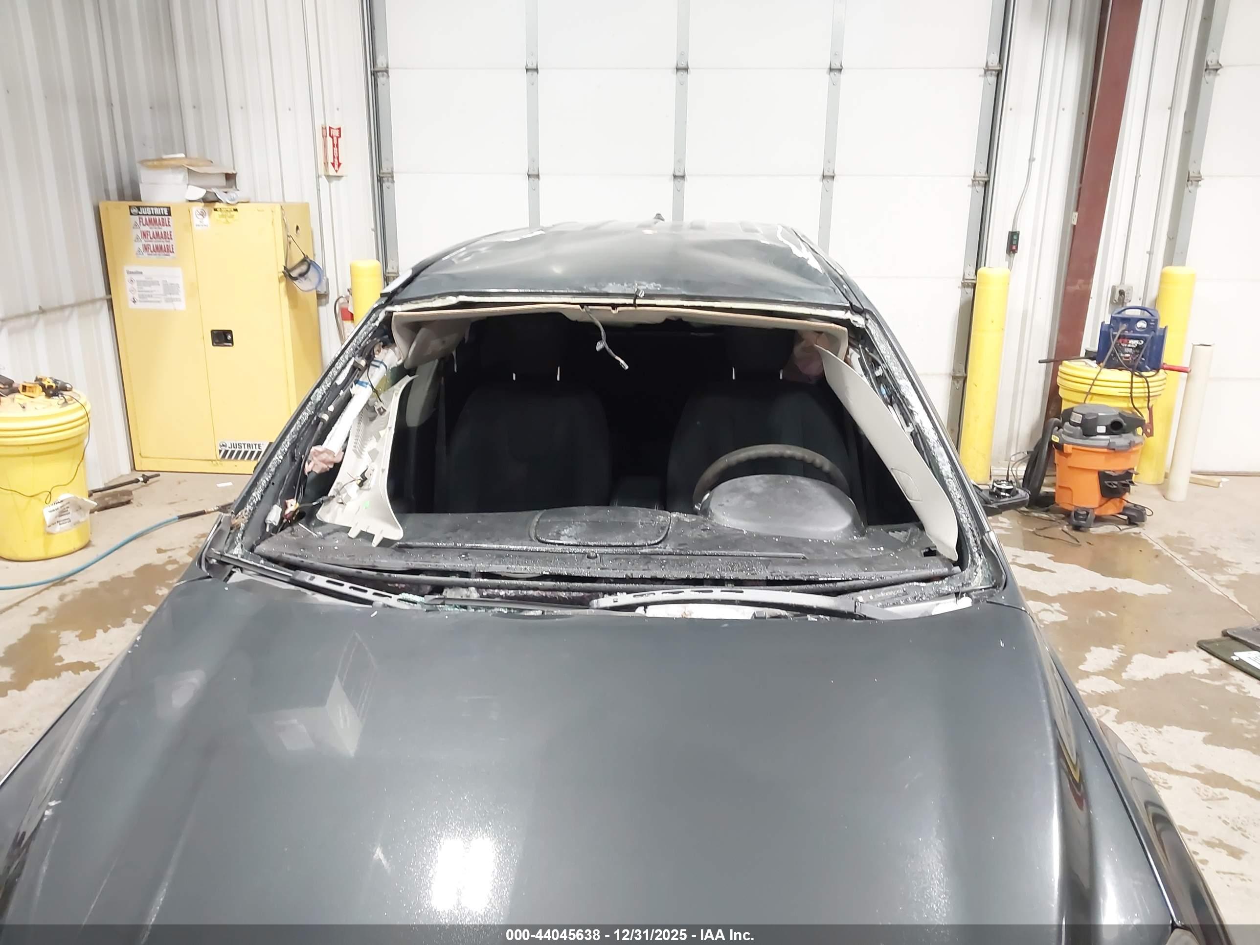 CHEVROLET EQUINOX image 6