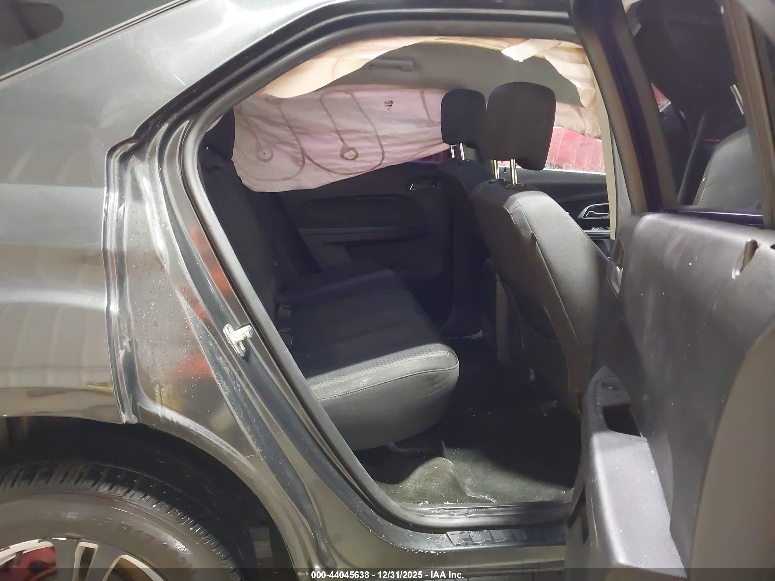 CHEVROLET EQUINOX image 8