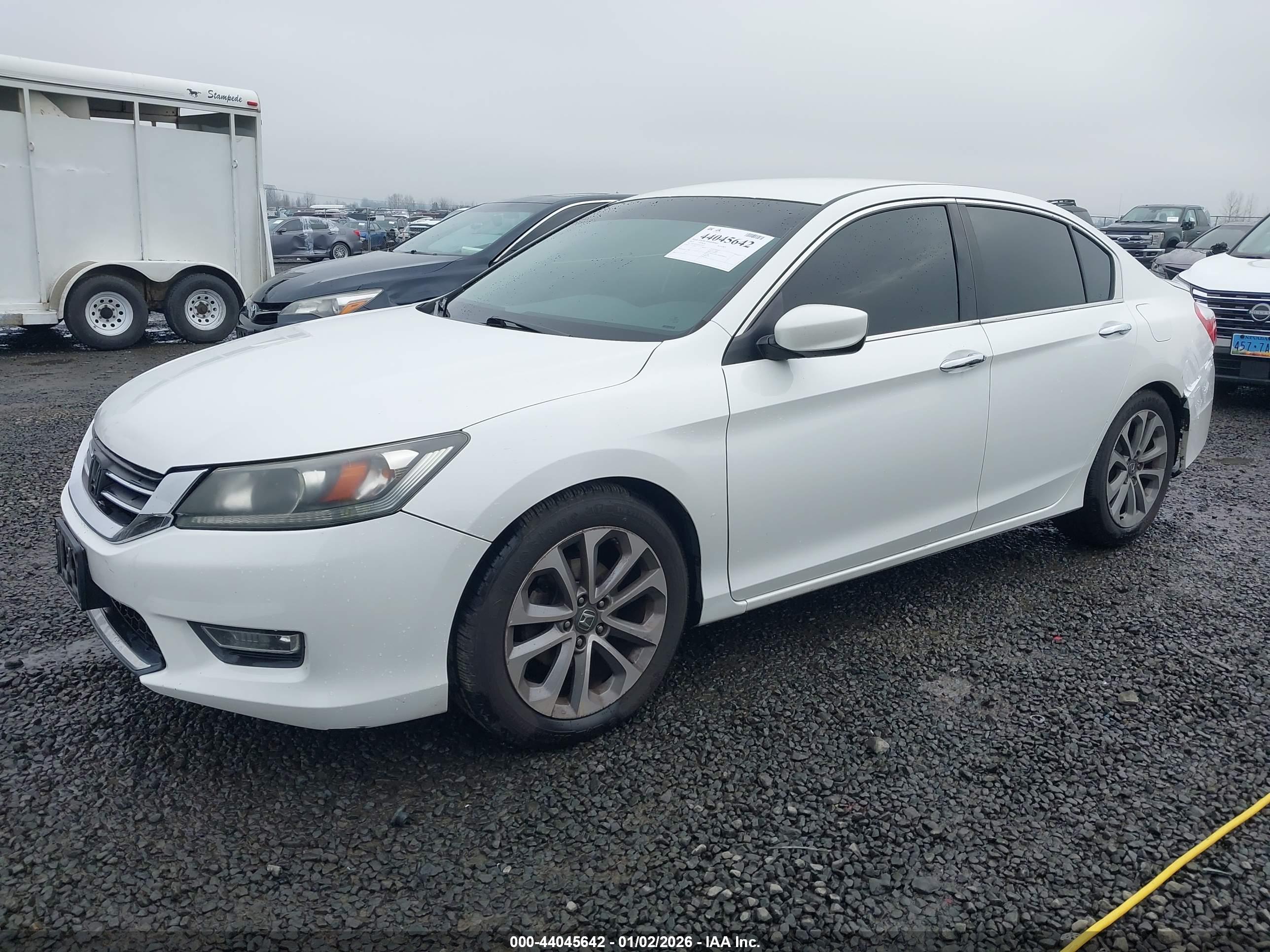 HONDA ACCORD image 2