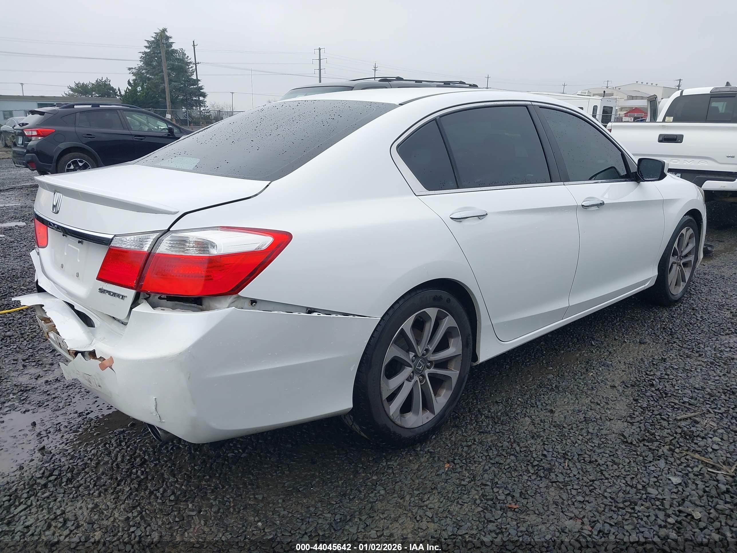 HONDA ACCORD image 4