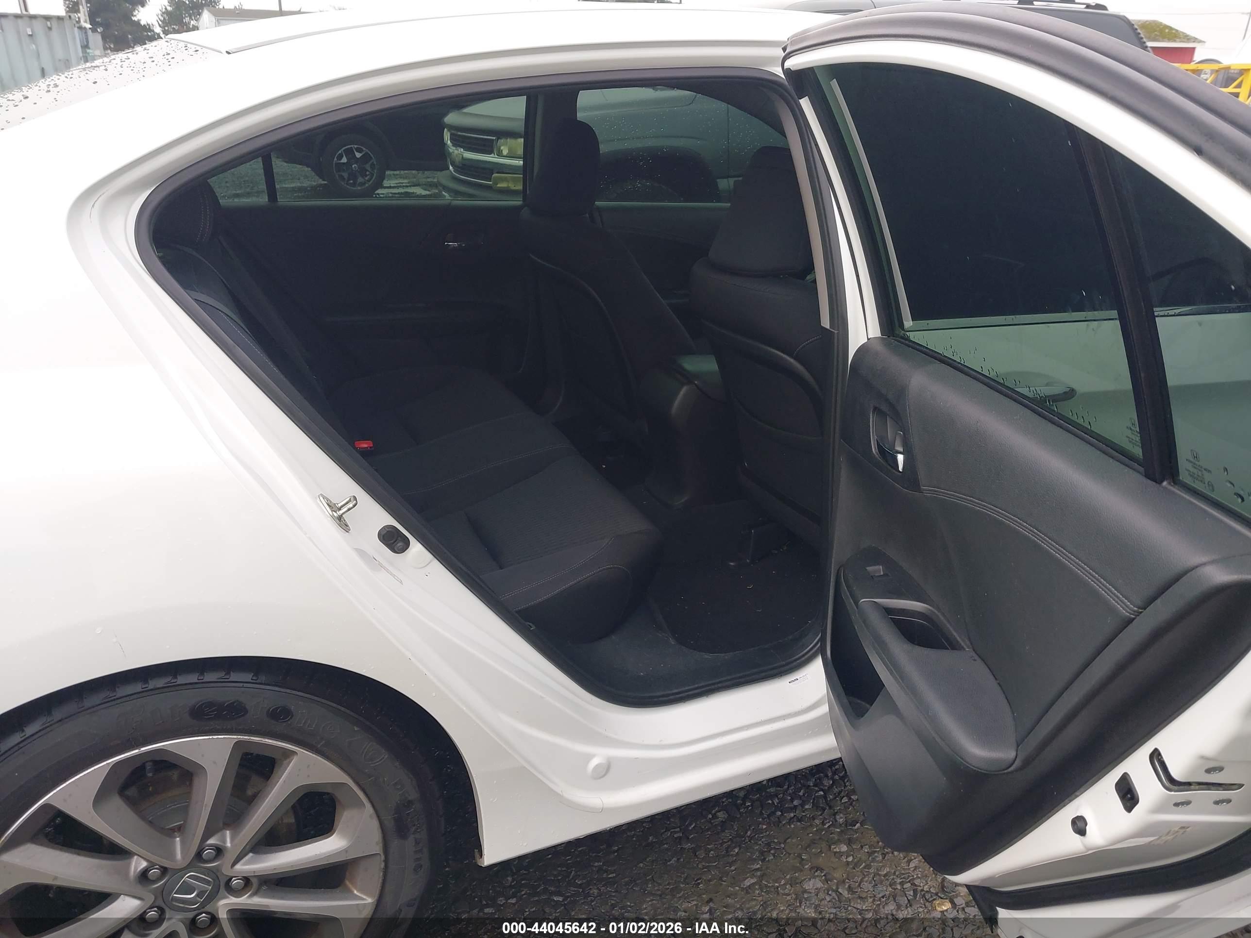 HONDA ACCORD image 8
