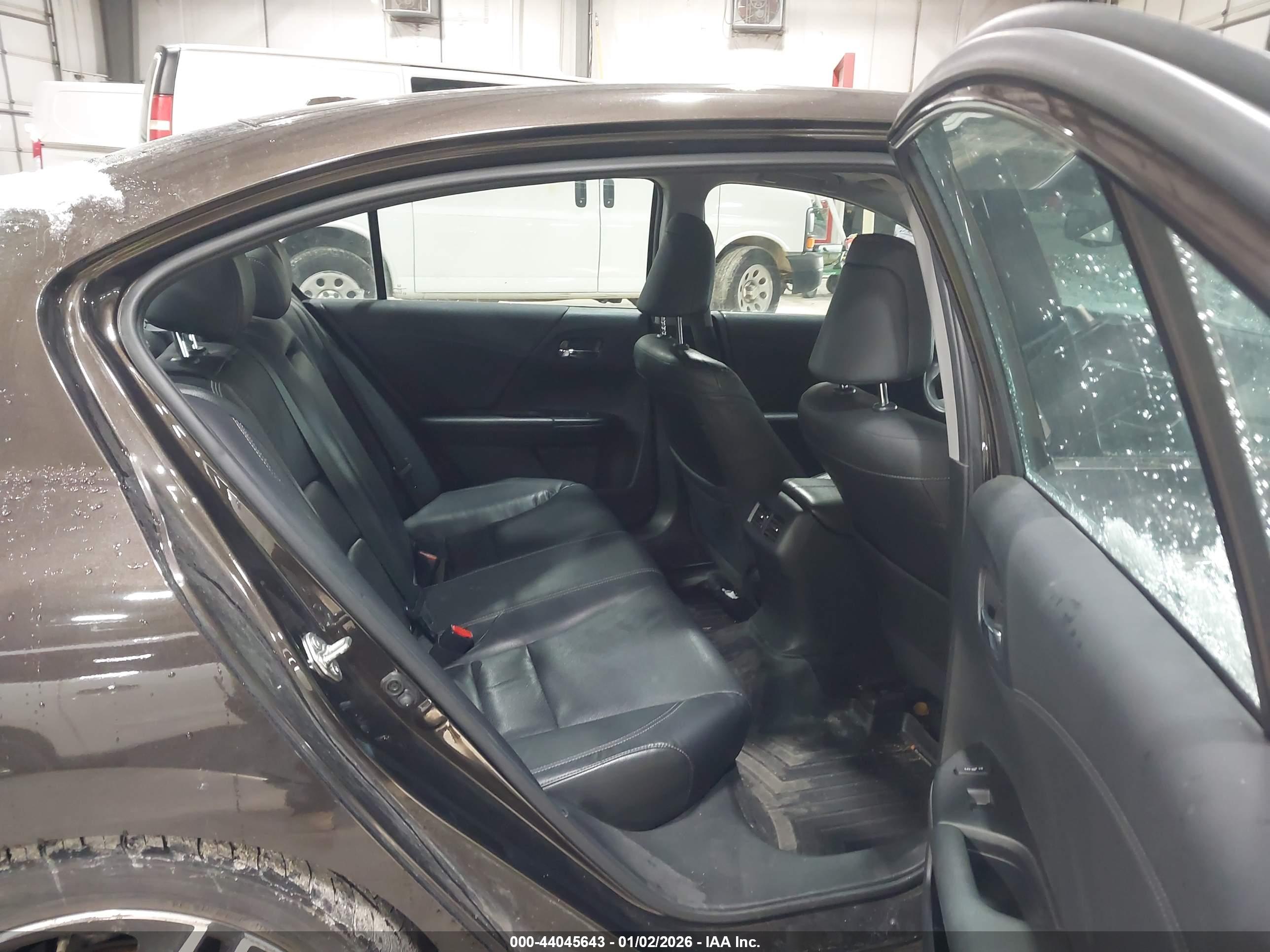HONDA ACCORD image 8