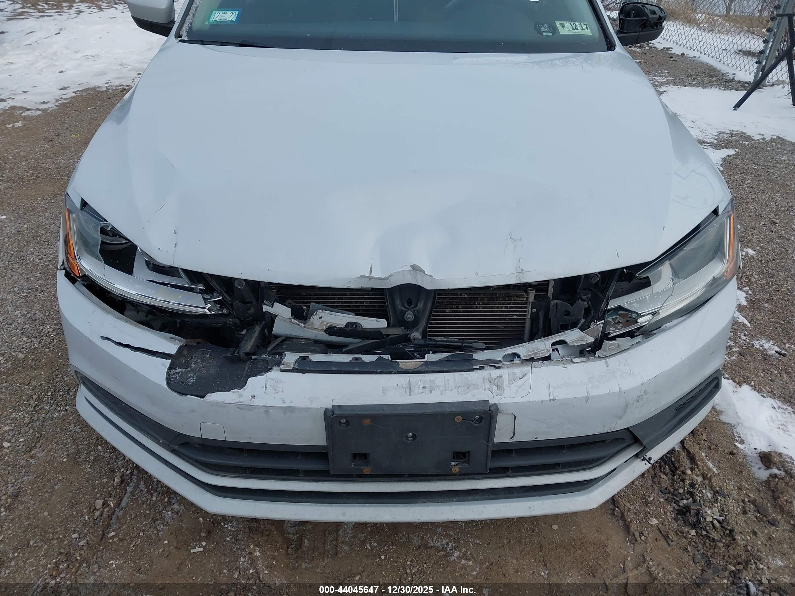 VOLKSWAGEN JETTA image 6