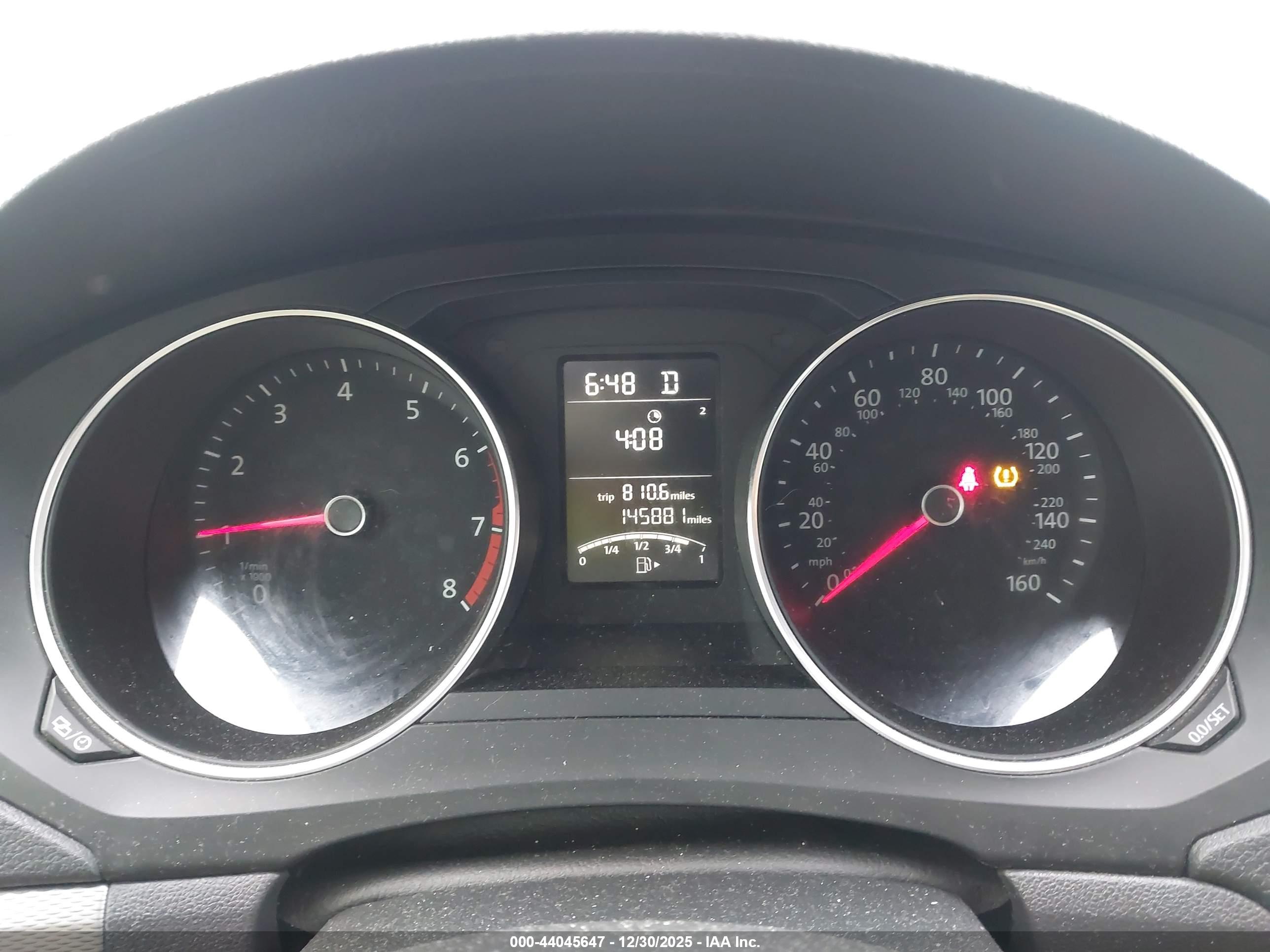 VOLKSWAGEN JETTA image 7