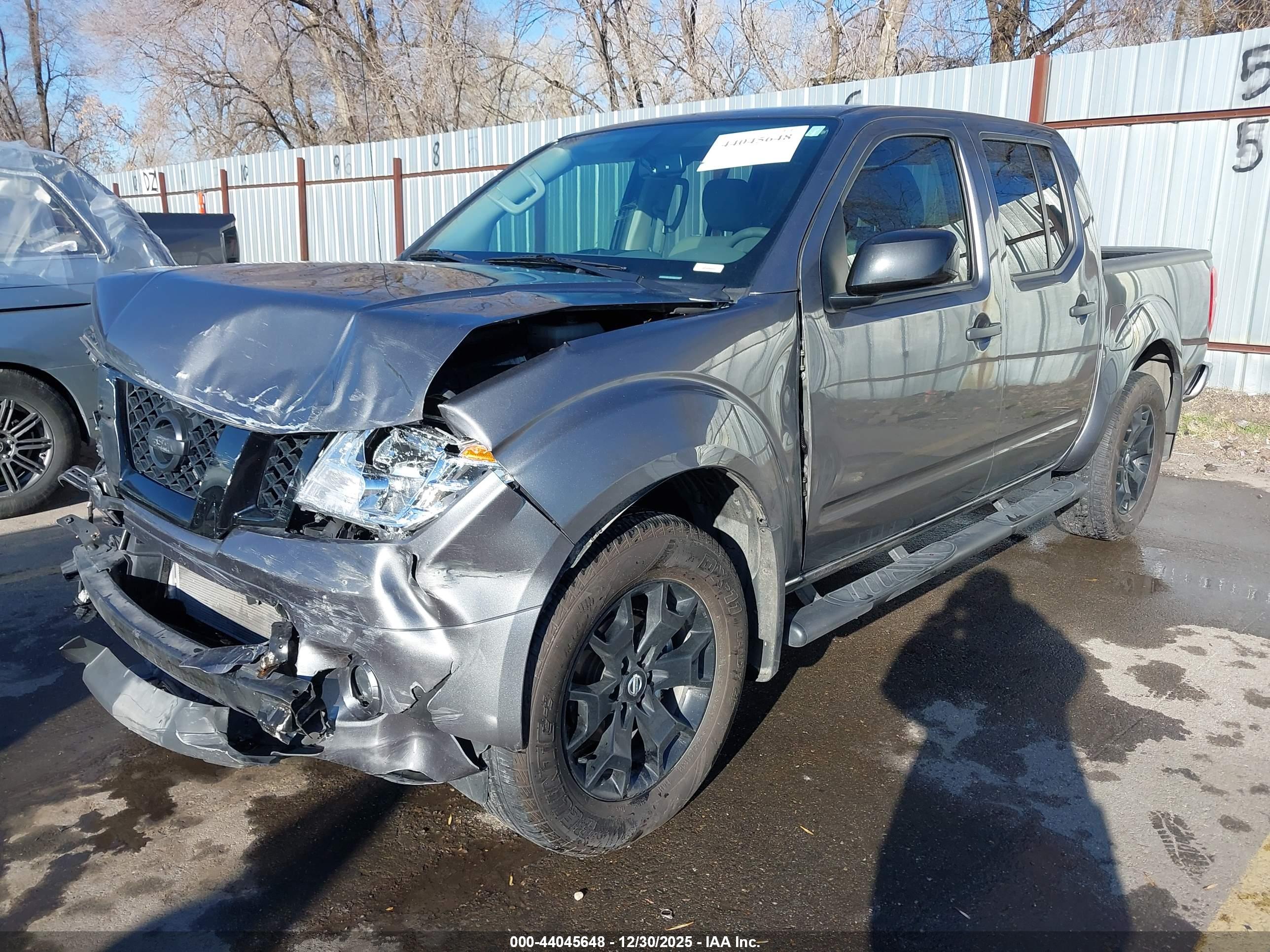 NISSAN FRONTIER image 2