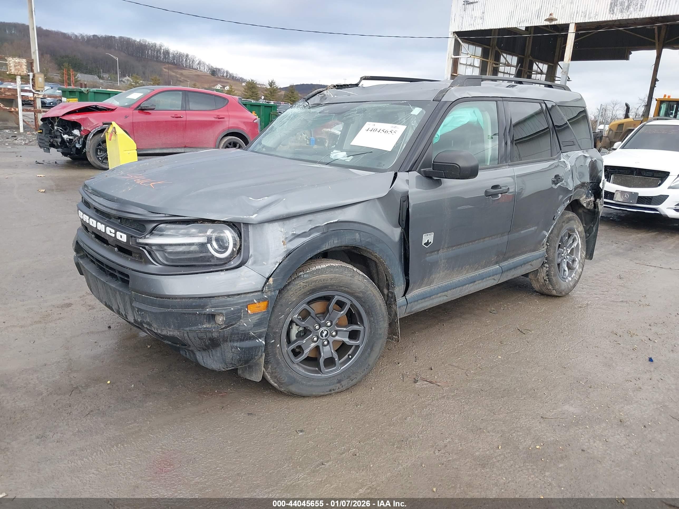 FORD BRONCO image 2
