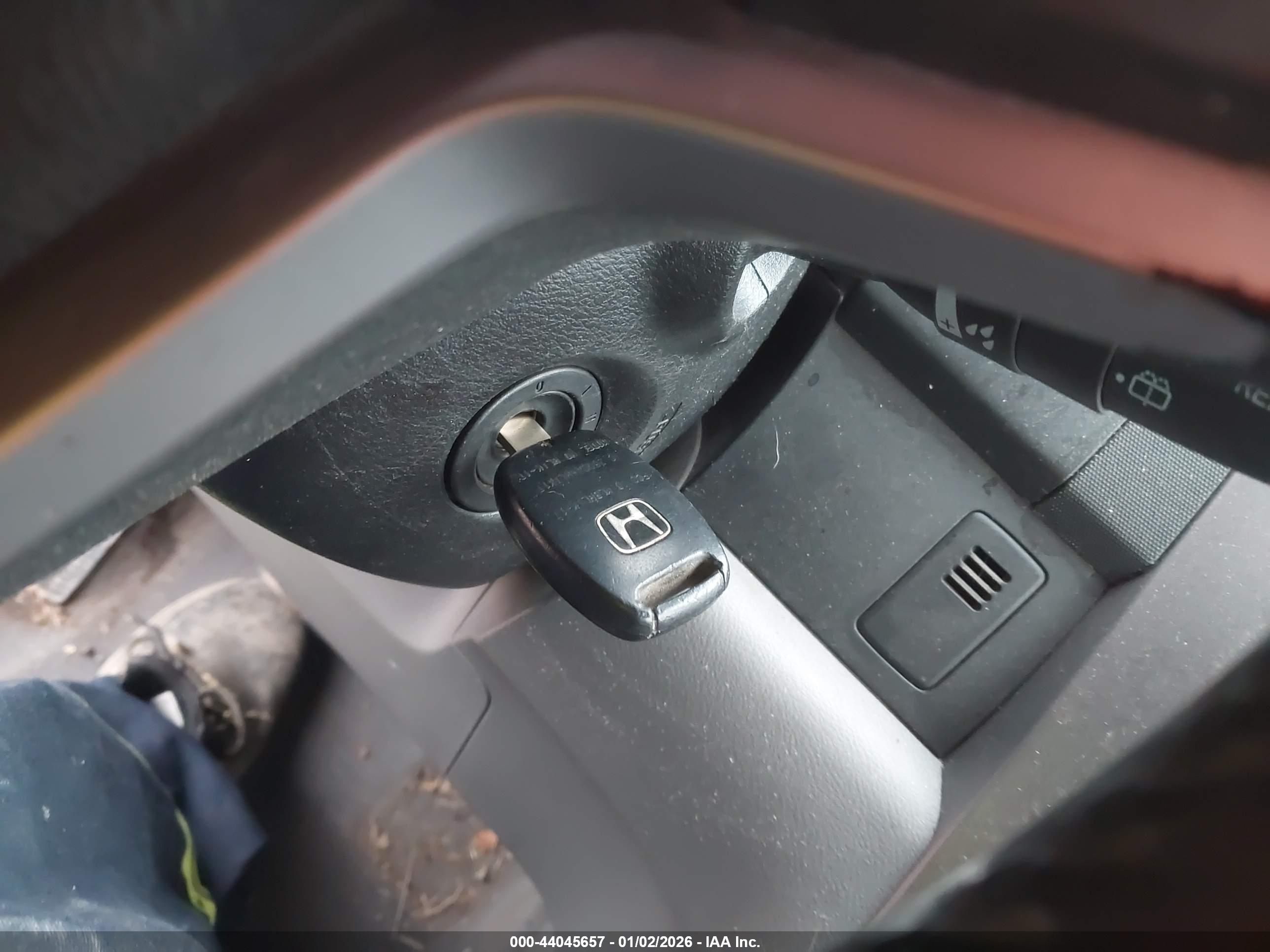 HONDA CR-V image 11