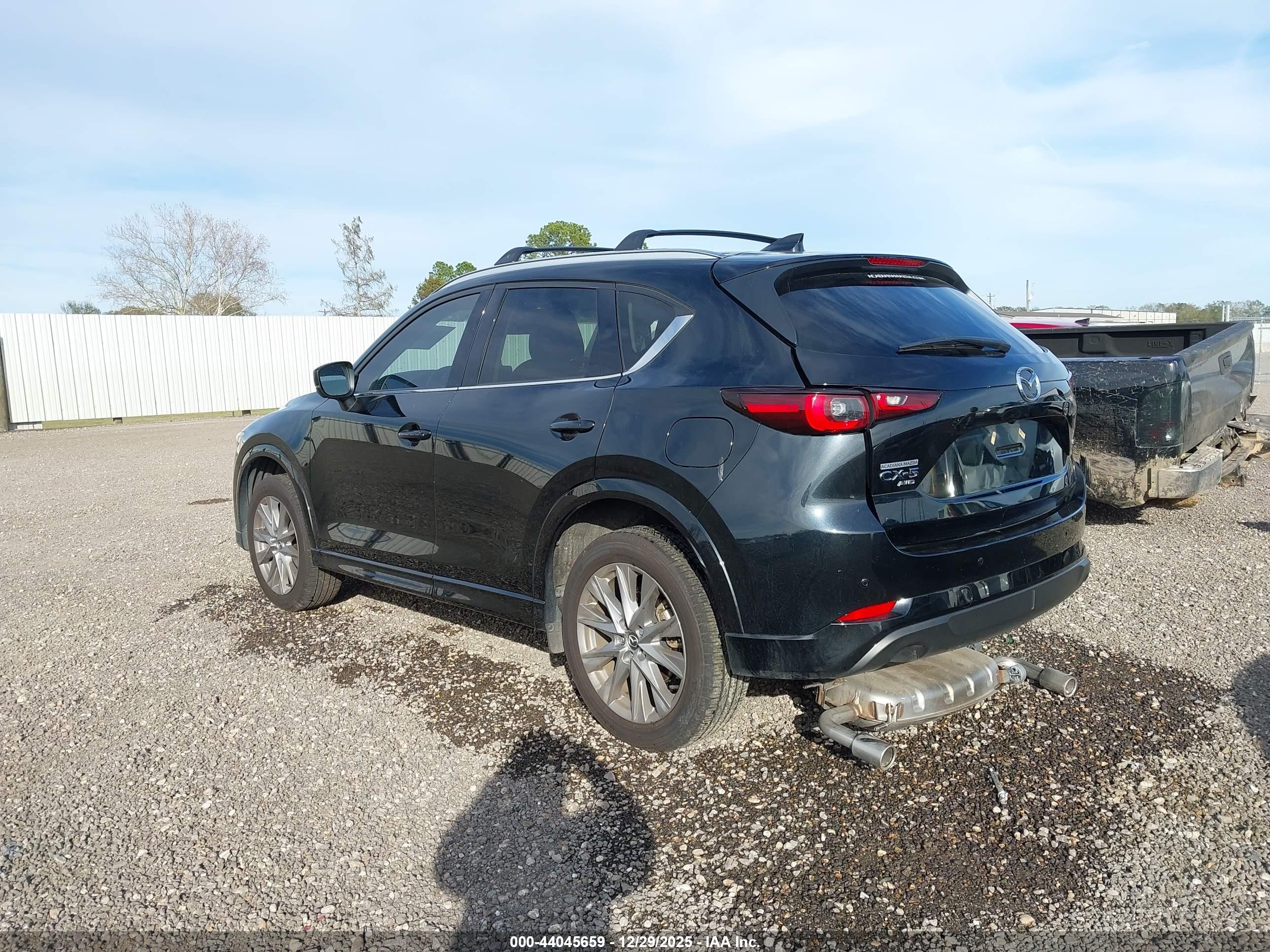 MAZDA CX-5 image 3