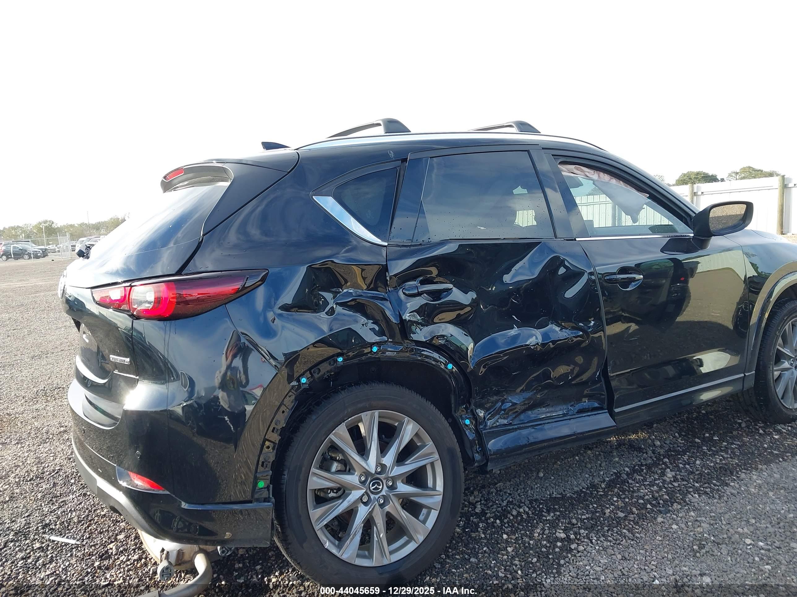 MAZDA CX-5 image 6