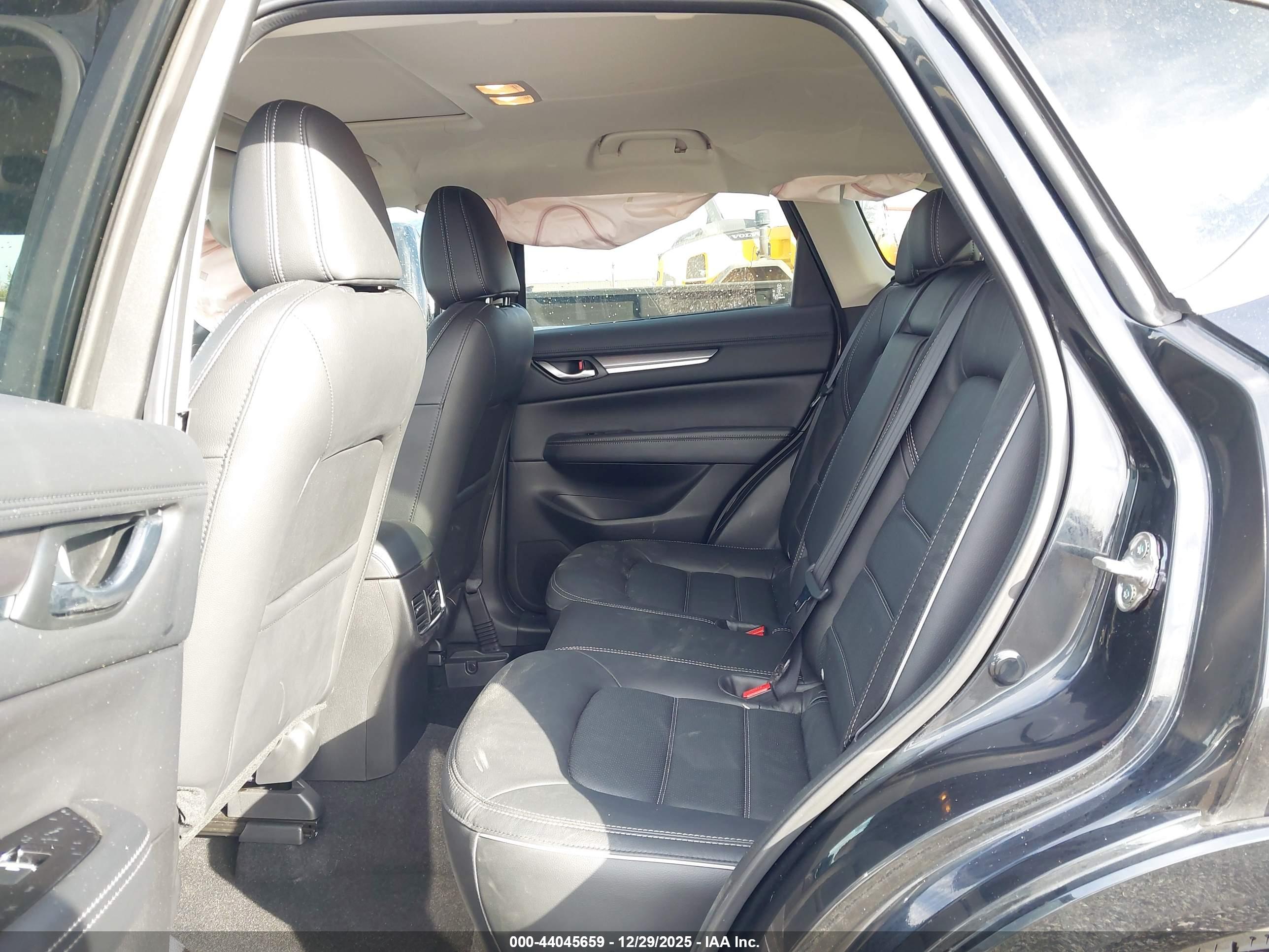 MAZDA CX-5 image 8