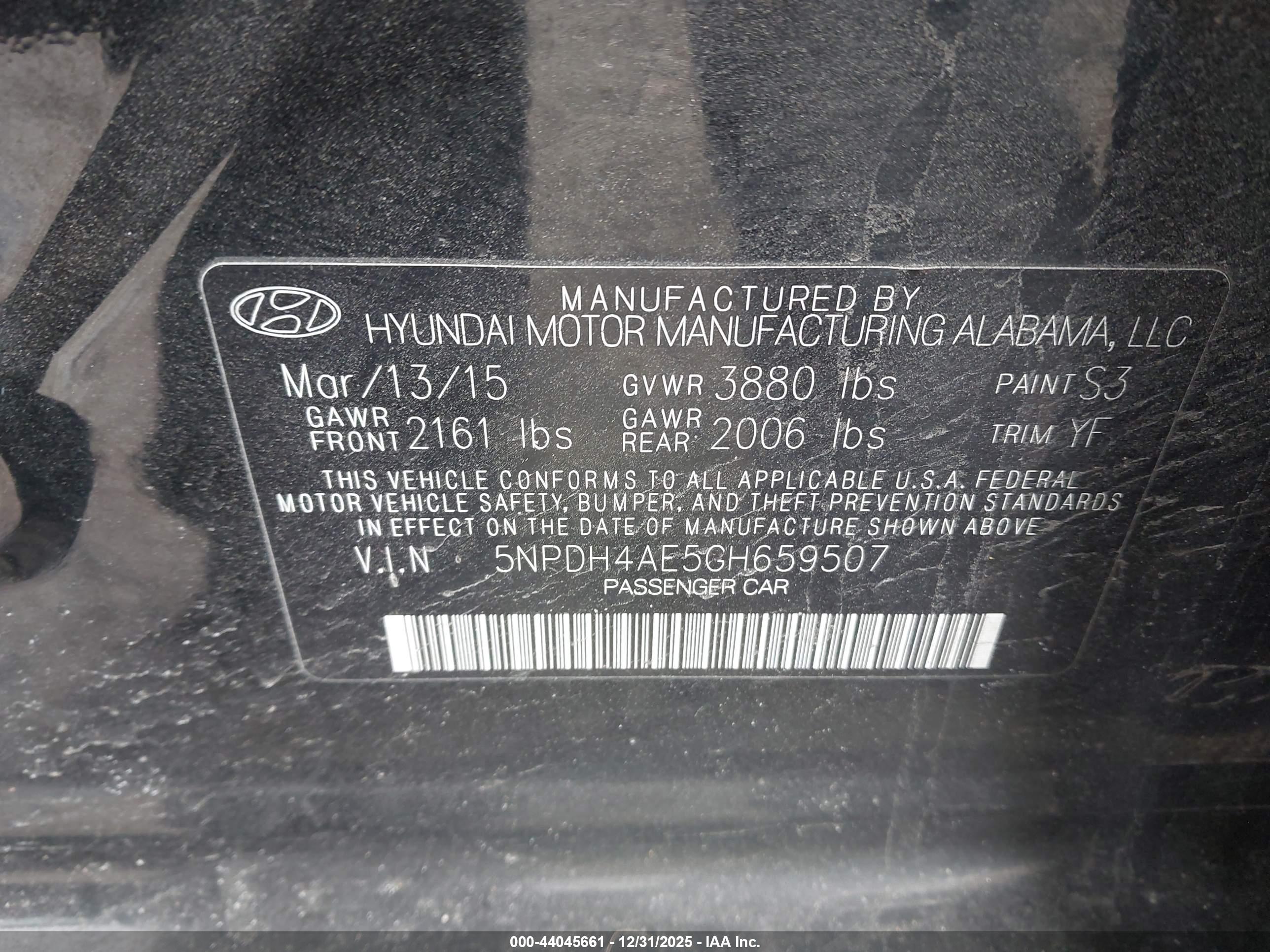 HYUNDAI ELANTRA image 9