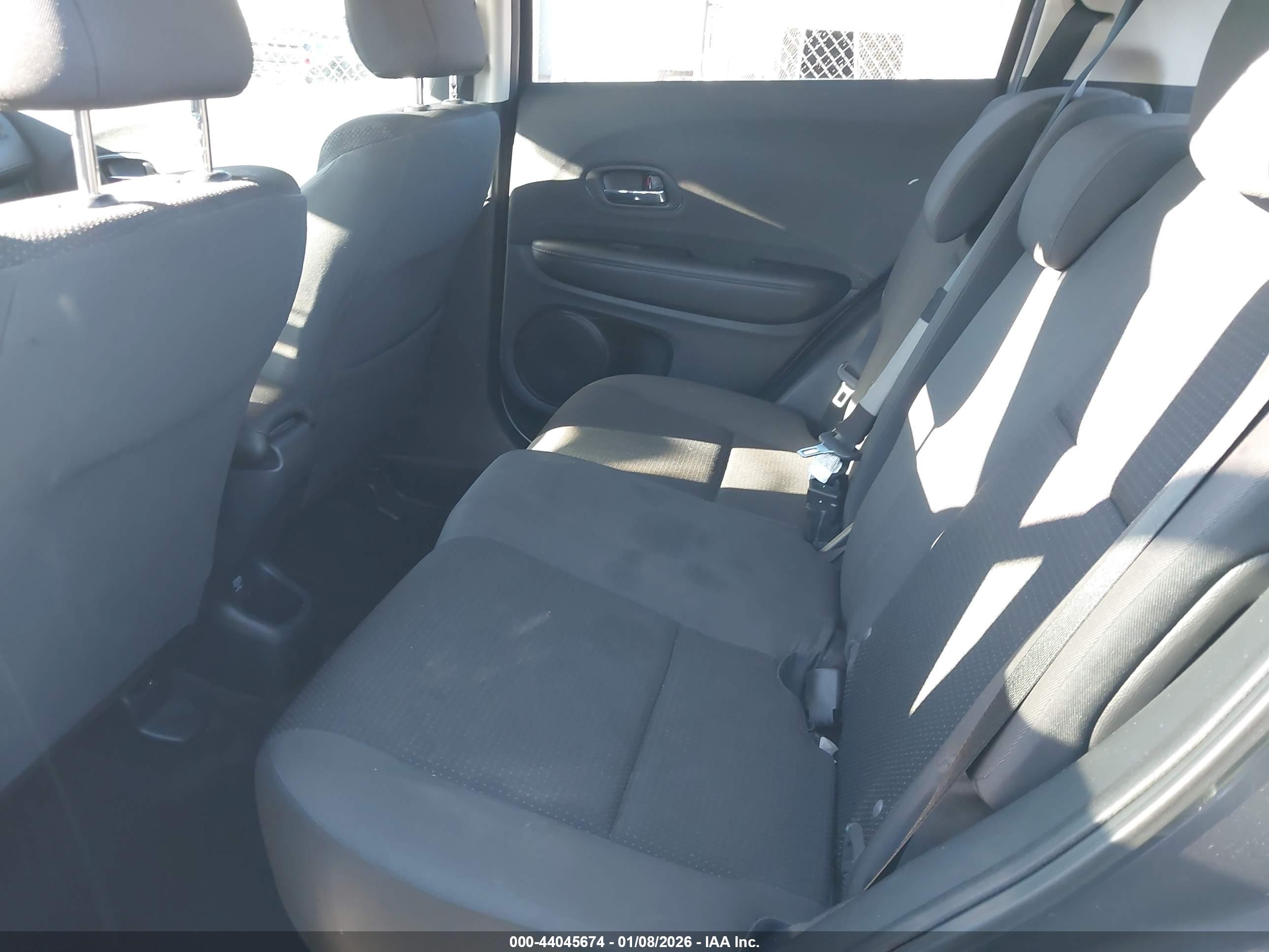 HONDA HR-V image 8