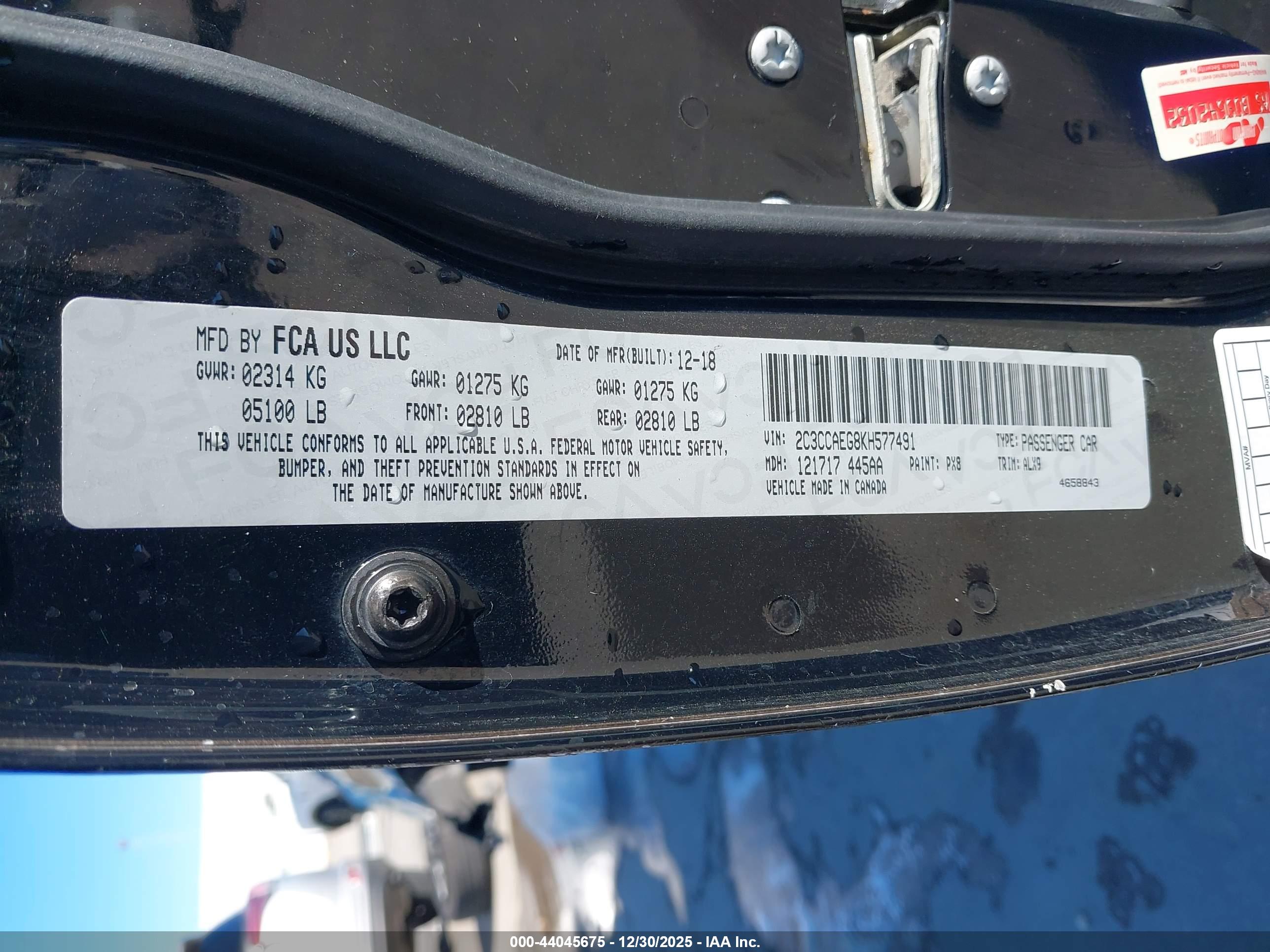 CHRYSLER 300 image 9