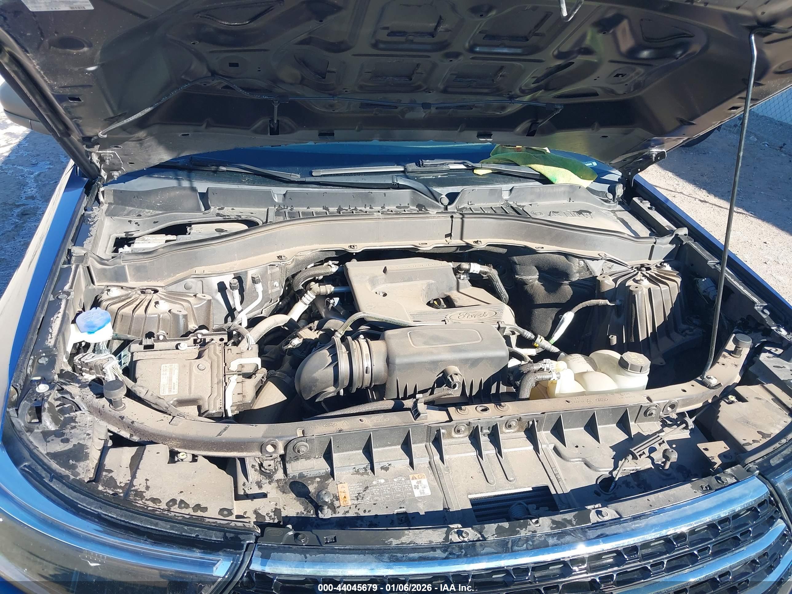 FORD EXPLORER image 10