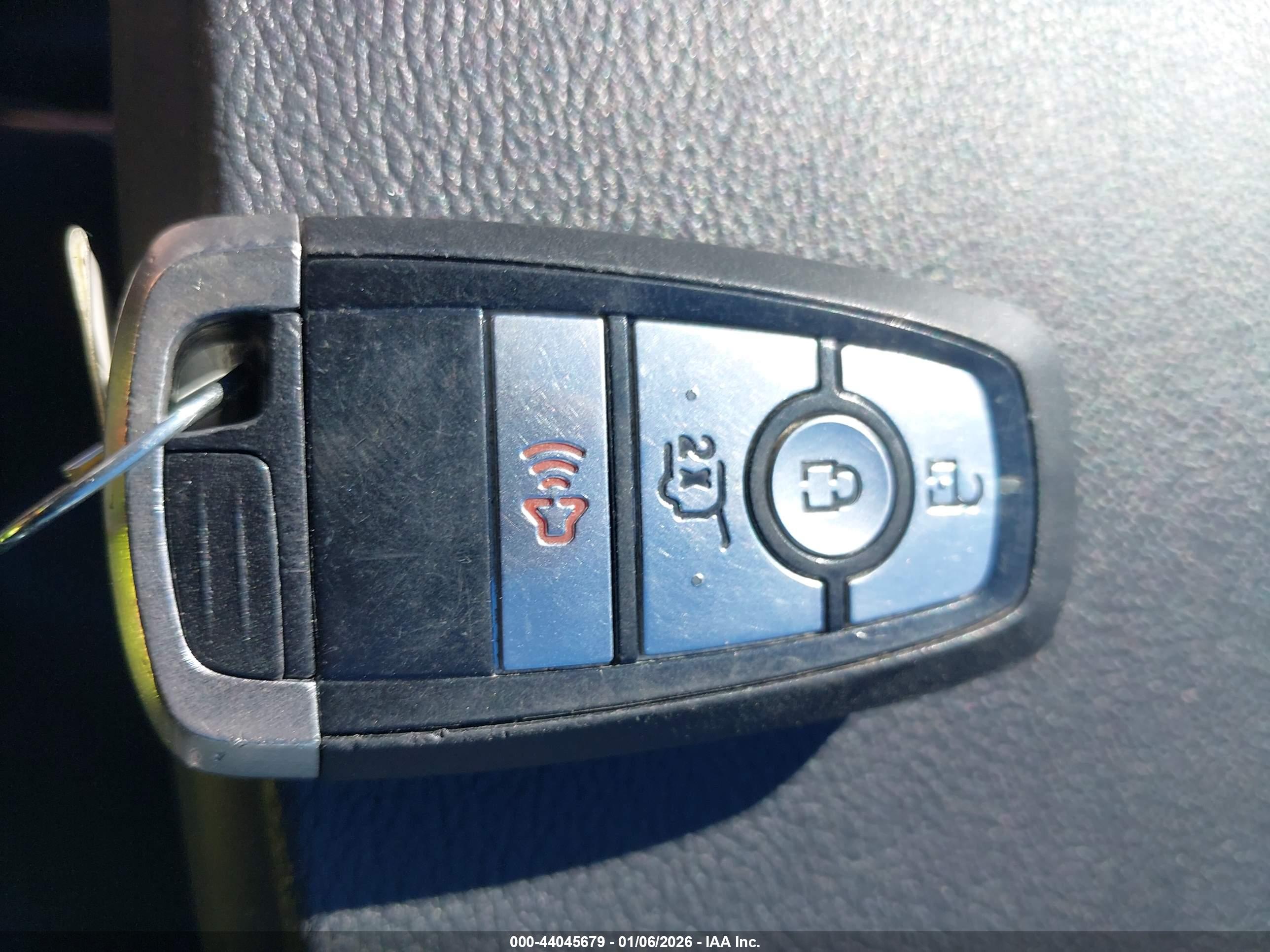 FORD EXPLORER image 11