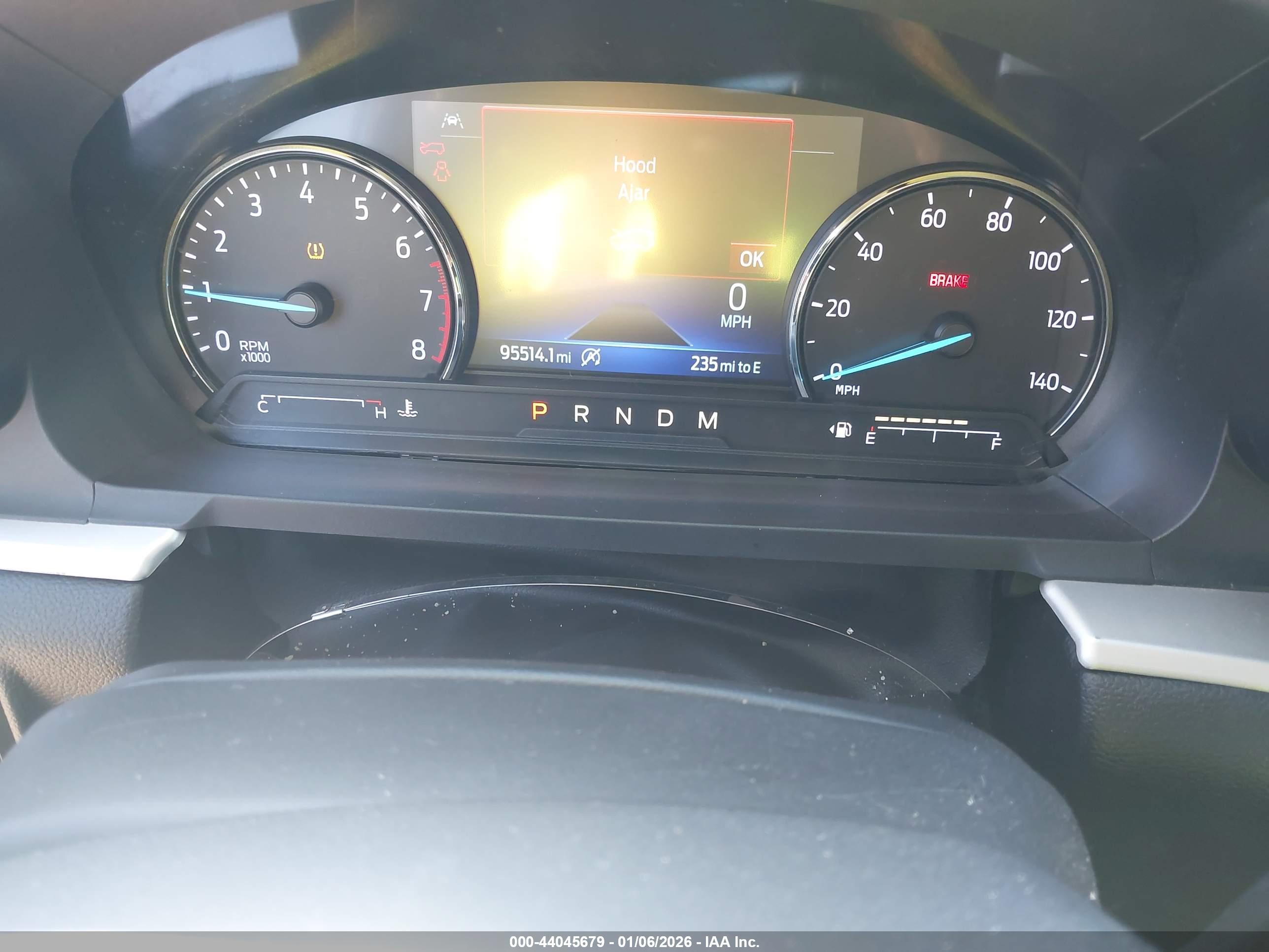 FORD EXPLORER image 7