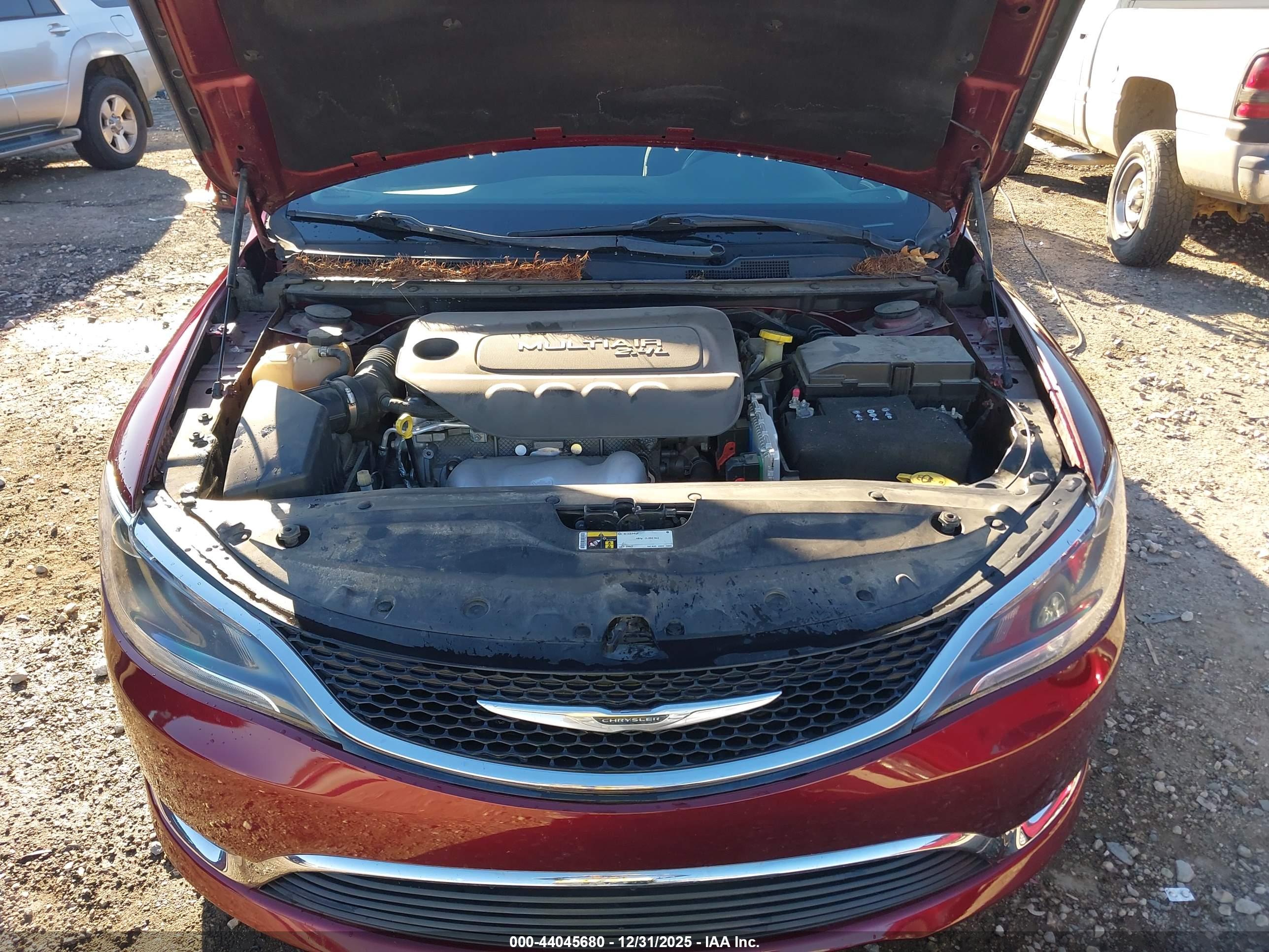 CHRYSLER 200 image 10