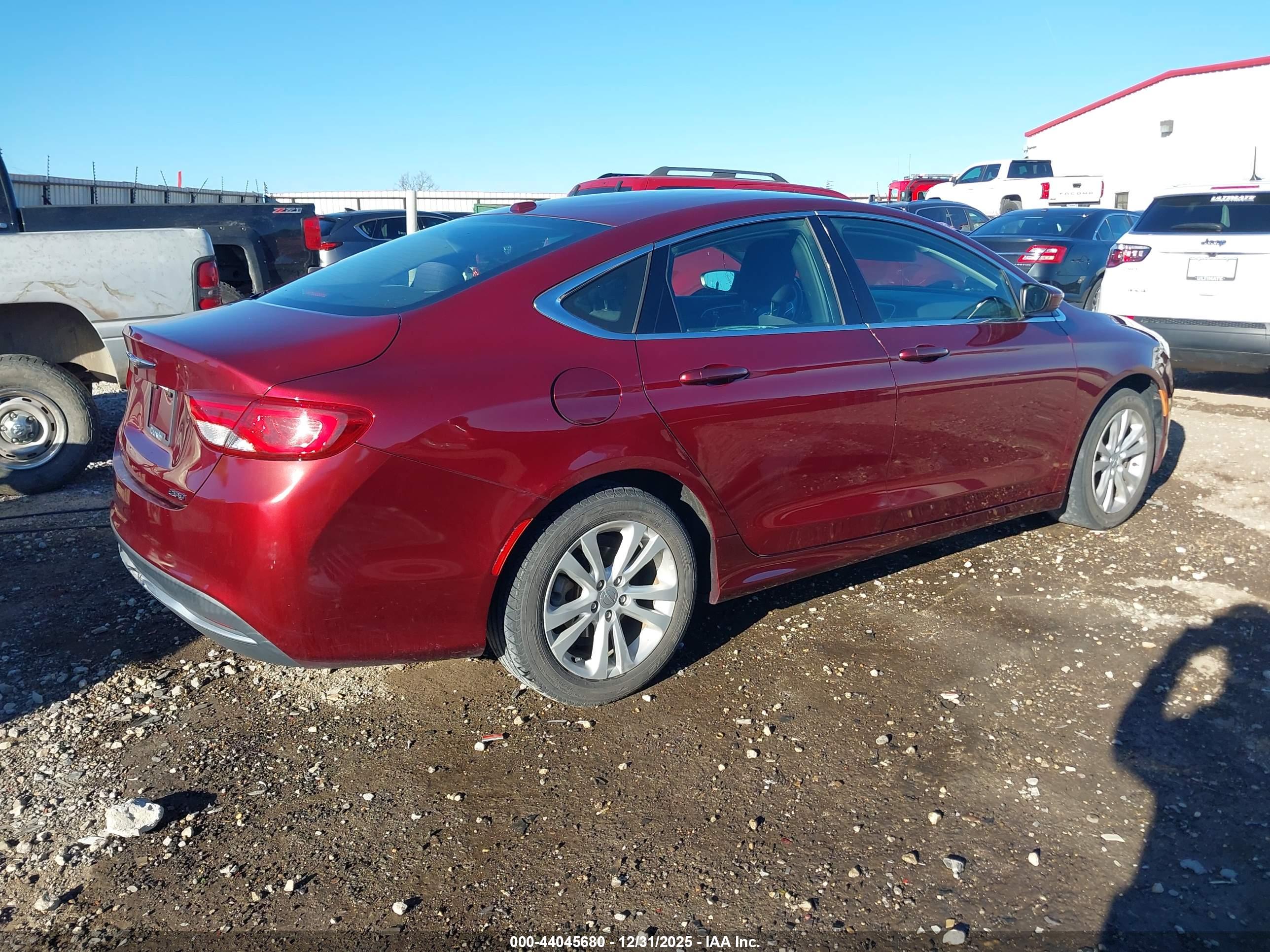 CHRYSLER 200 image 4