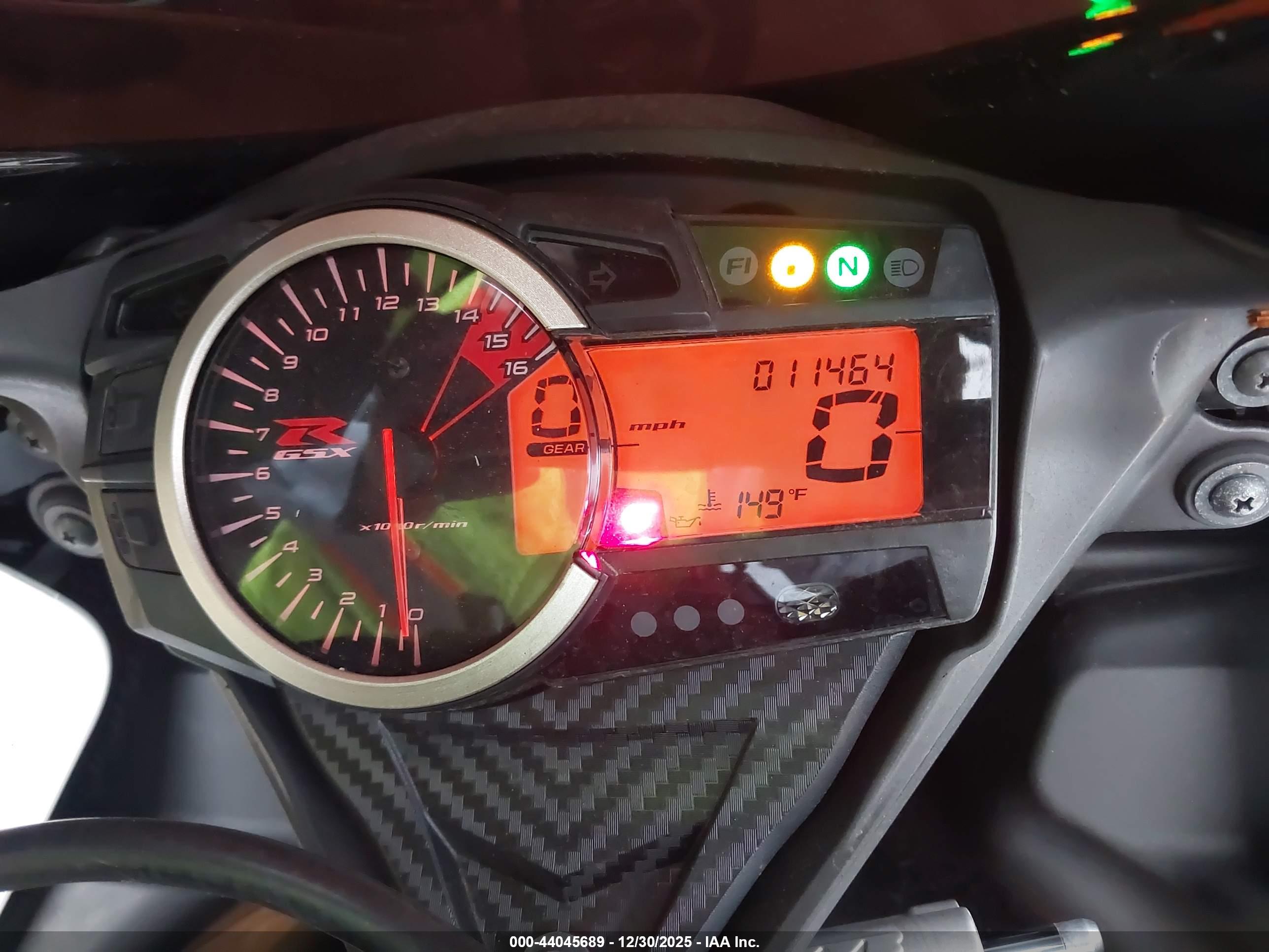 SUZUKI GSX-R750 image 7