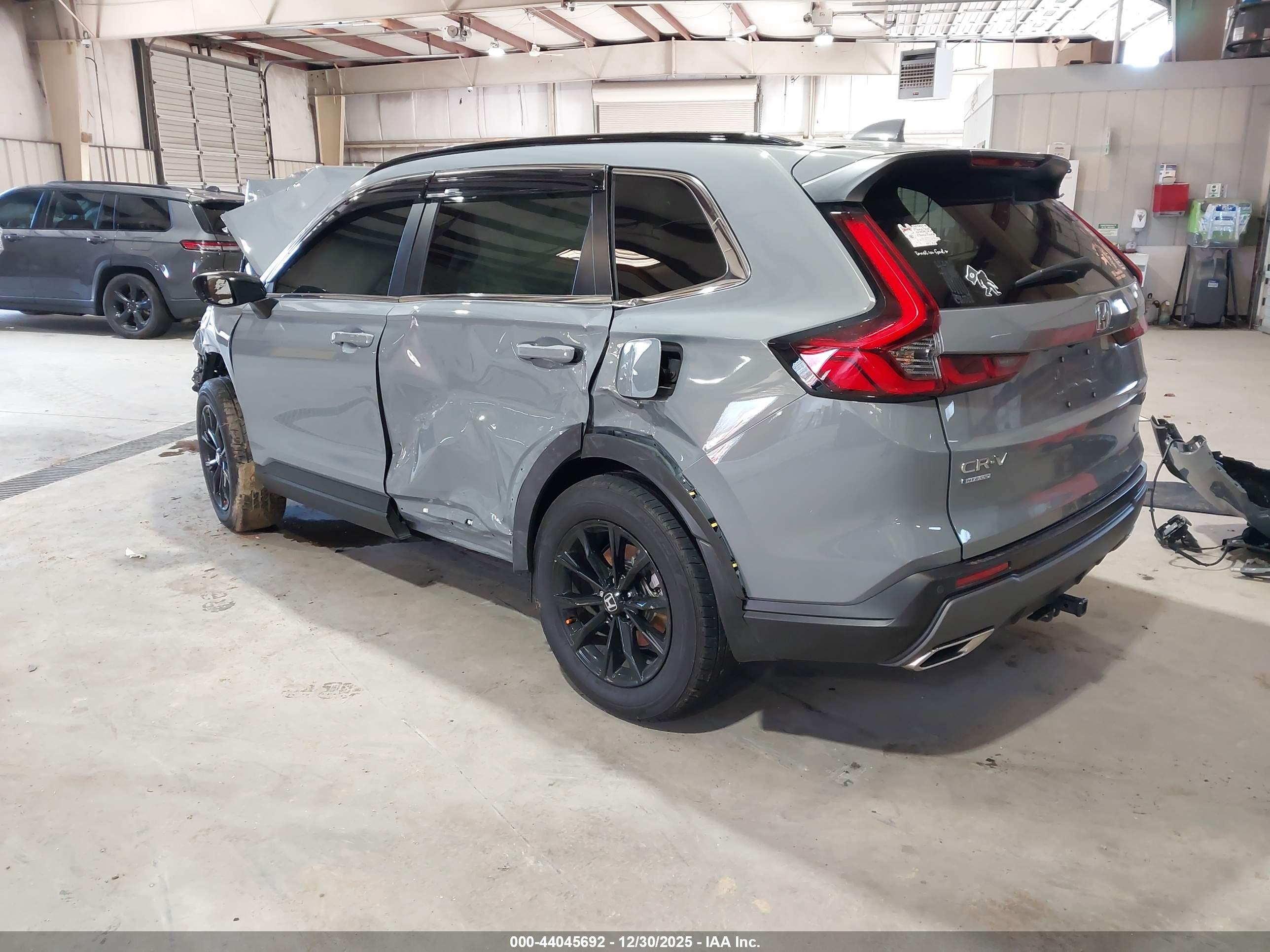 HONDA CR-V image 3
