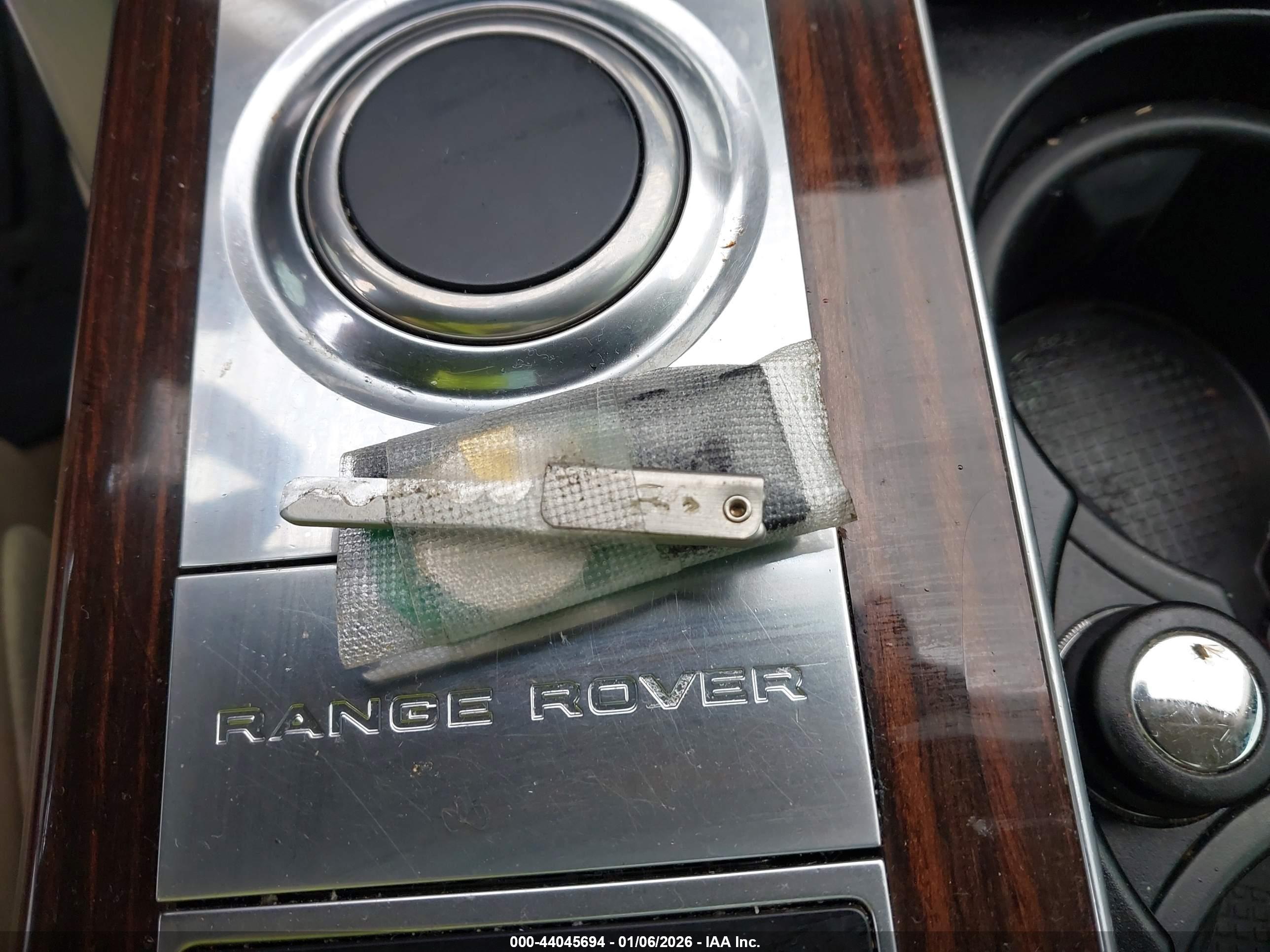 LAND ROVER image 11