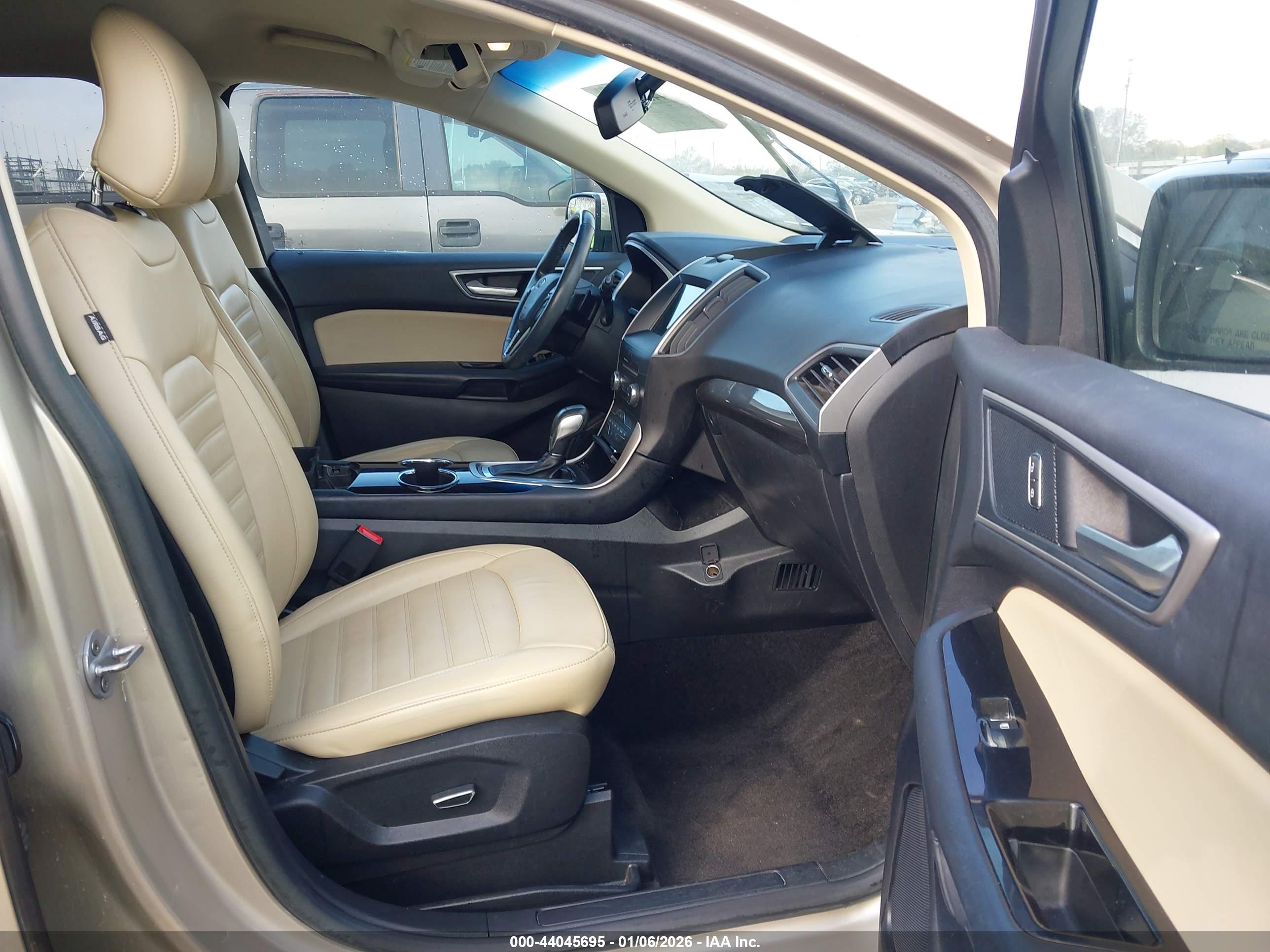 FORD EDGE image 5