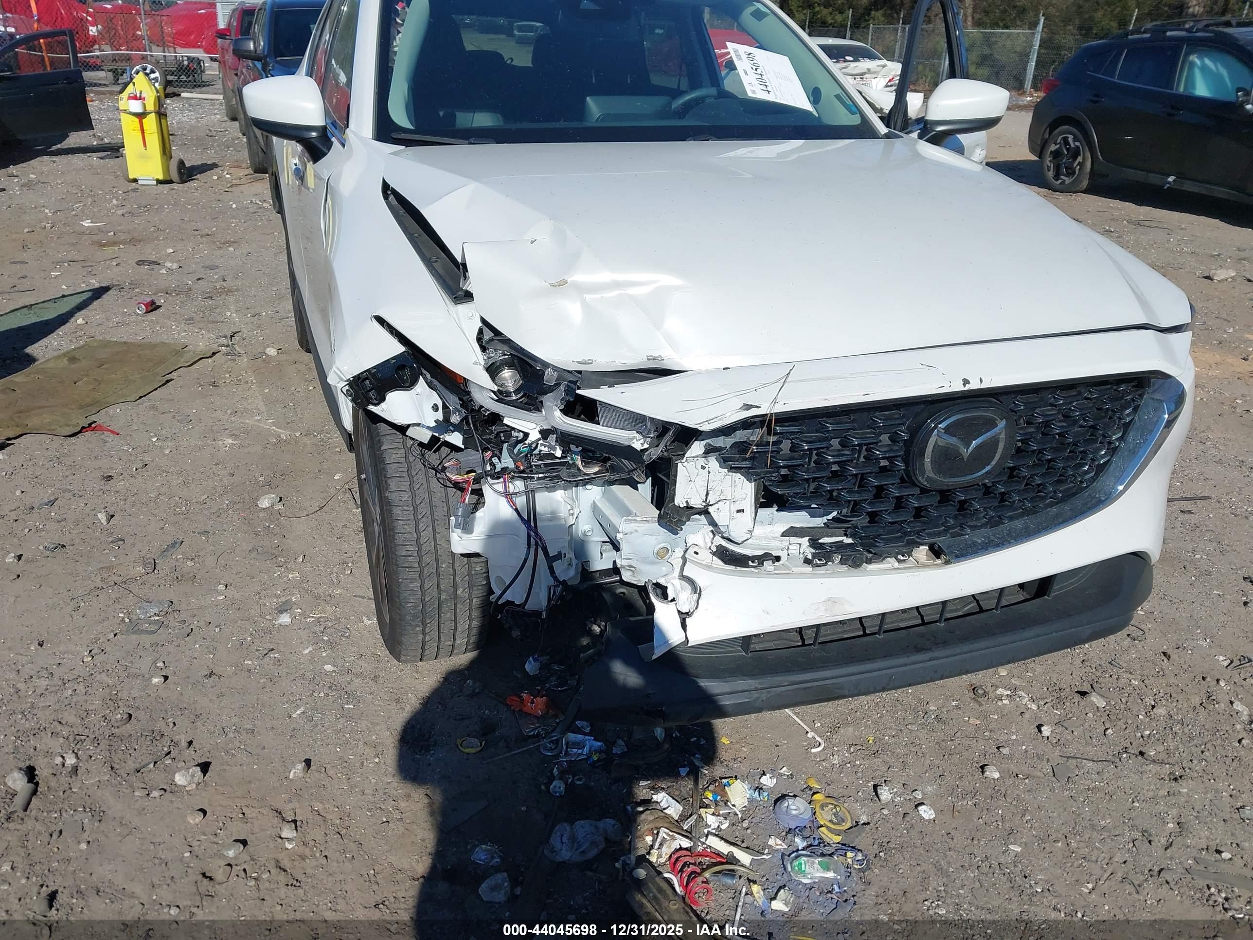 MAZDA CX-5 image 6